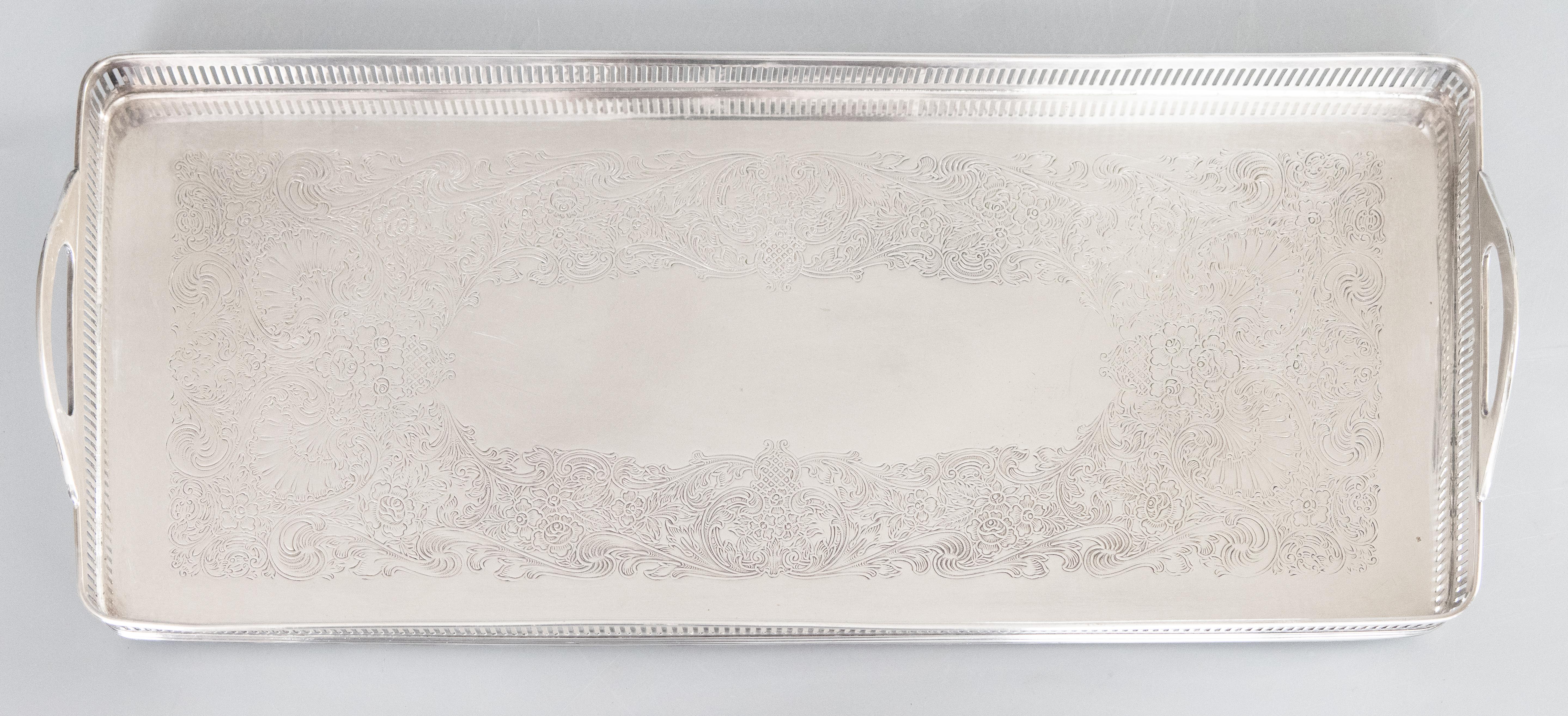 American Mid-Century Large Silver Plate Rectangular Footed Gallery Tray, circa 1960 For Sale