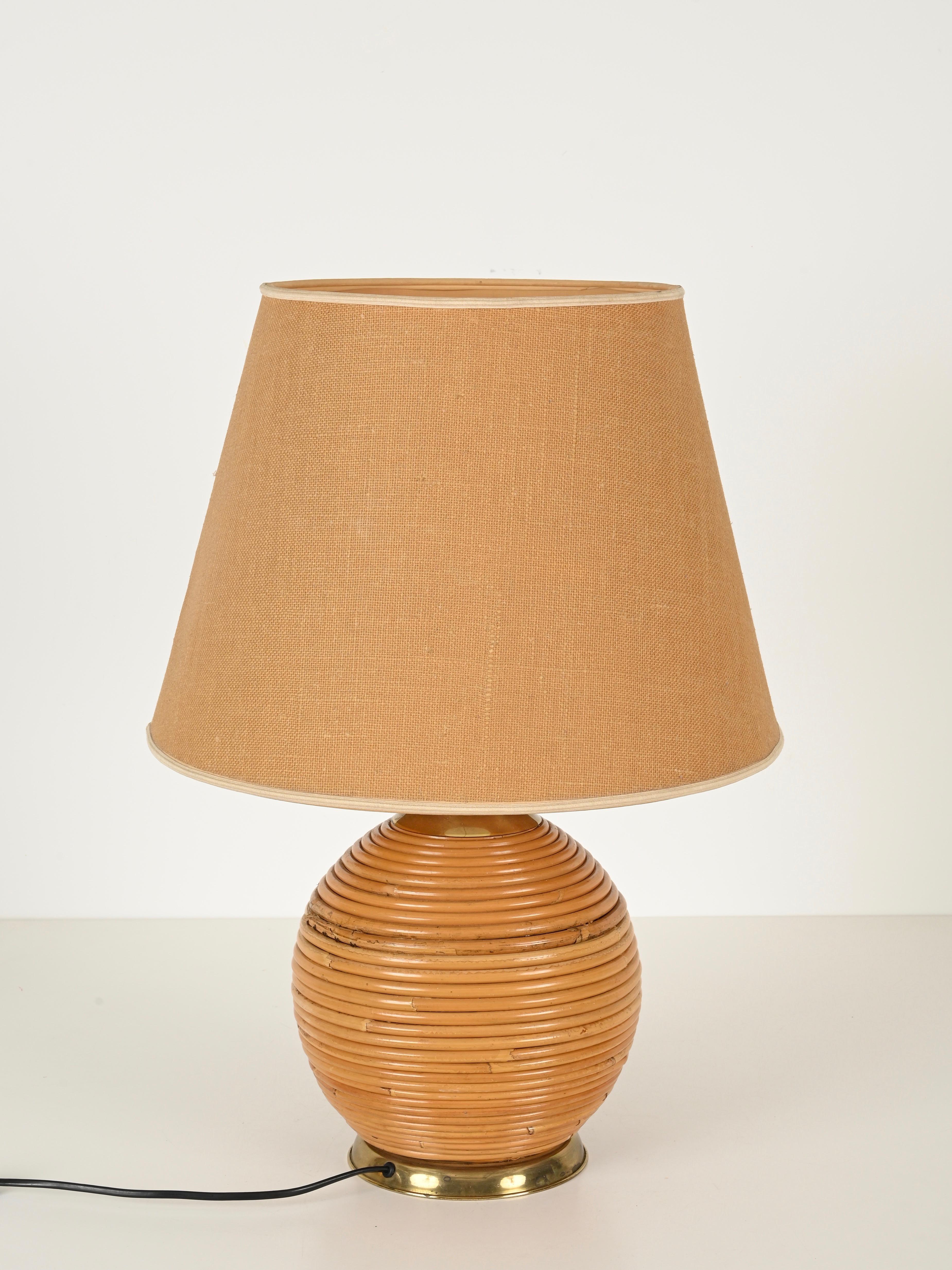 Grande lampe de table du milieu du siècle en rotin et laiton par Vivai del Sud, Italie 1970 en vente 4