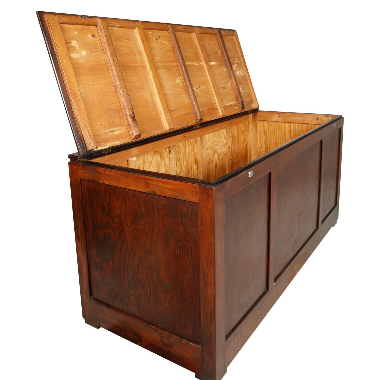 Country Midcentury Large Trunk for Furs Shelter in Solid Wood of Pine Polished to Wax For Sale