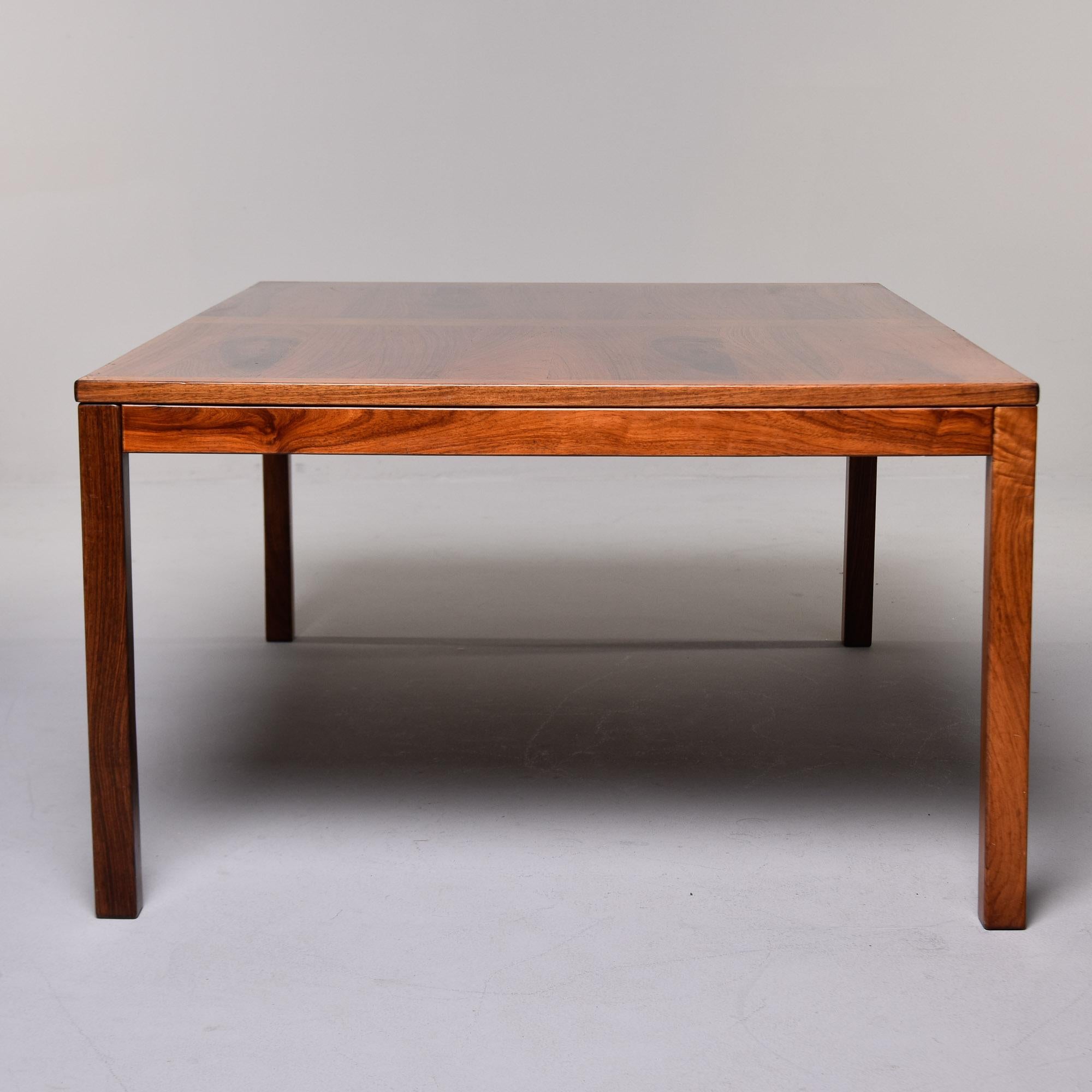 Tavolino da caffè scandinavo di metà secolo Vejle Stole in legno di palissandro in vendita 3