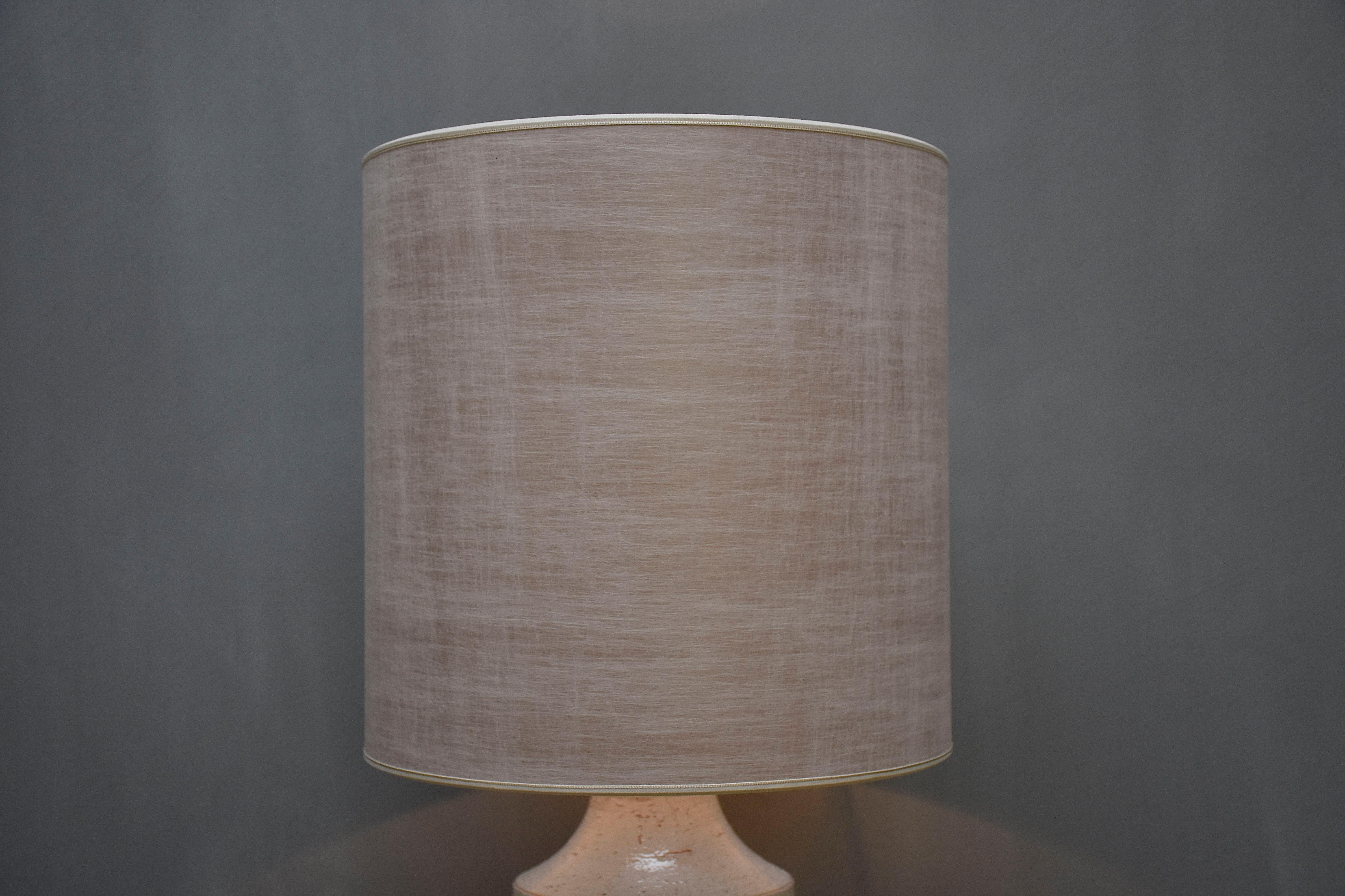 Mid-century large white ceramic table lamp by Bitossi In Good Condition For Sale In SON EN BREUGEL, NL