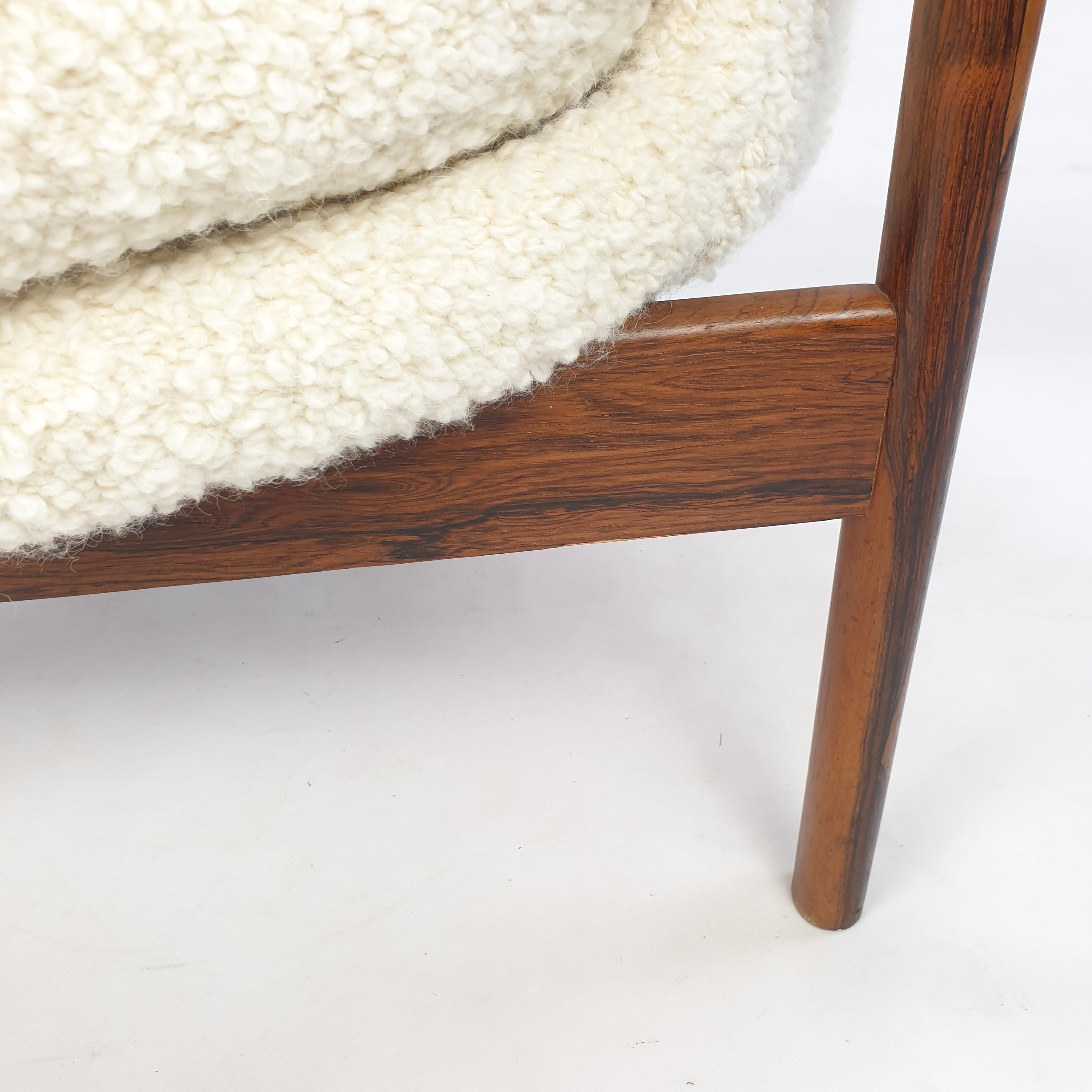Chaise longue à grand dossier à ailettes du milieu du siècle dernier par Ib Kofod-Larsen, Danemark, années 1950 en vente 5