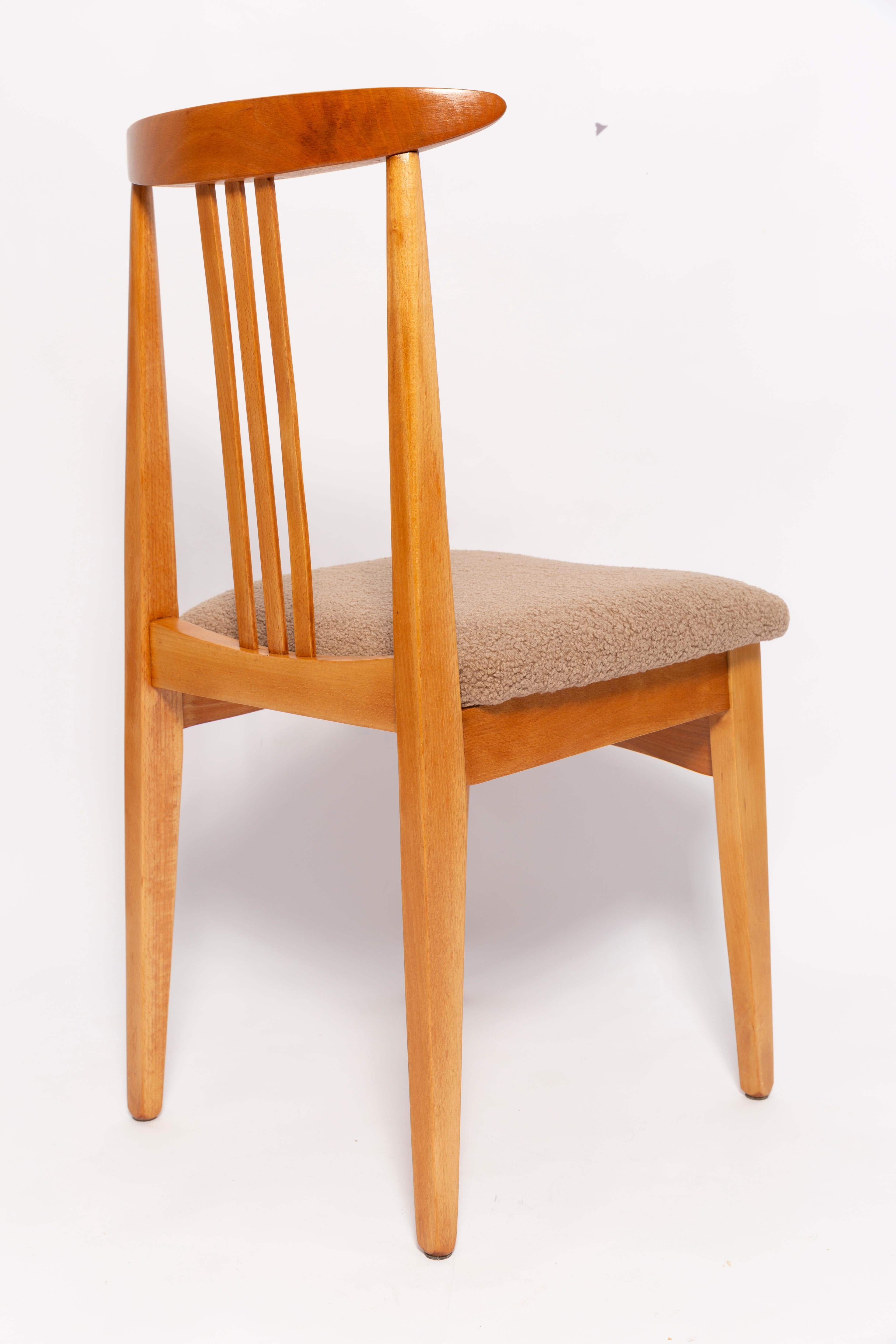 20th Century Mid-Century Latte Boucle Chair, Light Wood, M. Zielinski, Europe 1960s For Sale