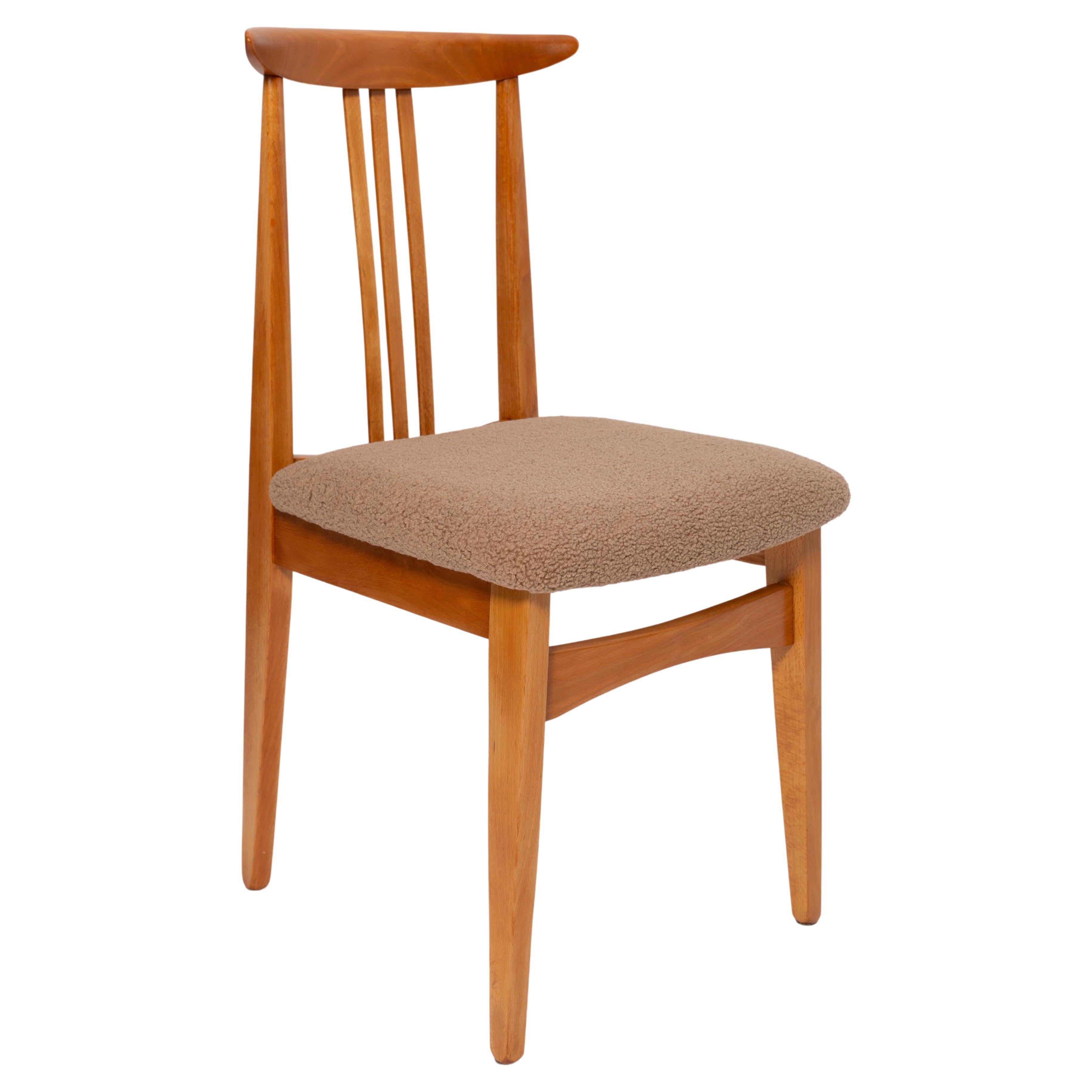 Mid-Century Latte Boucle Chair, Light Wood, M. Zielinski, Europe 1960s For Sale