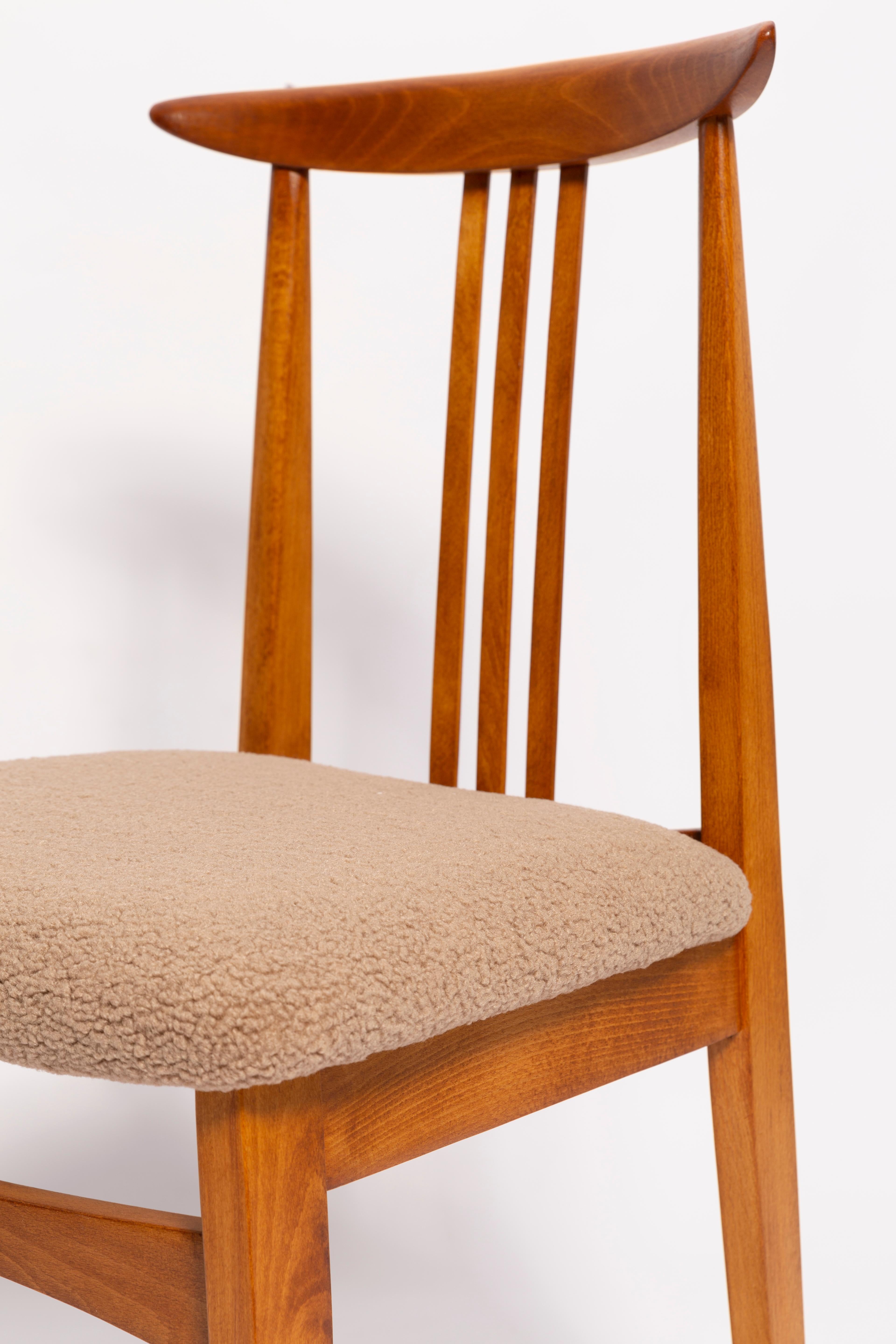 Mid-Century Latte Boucle Chair, Medium Wood, M. Zielinski, Europe 1960s For Sale 2