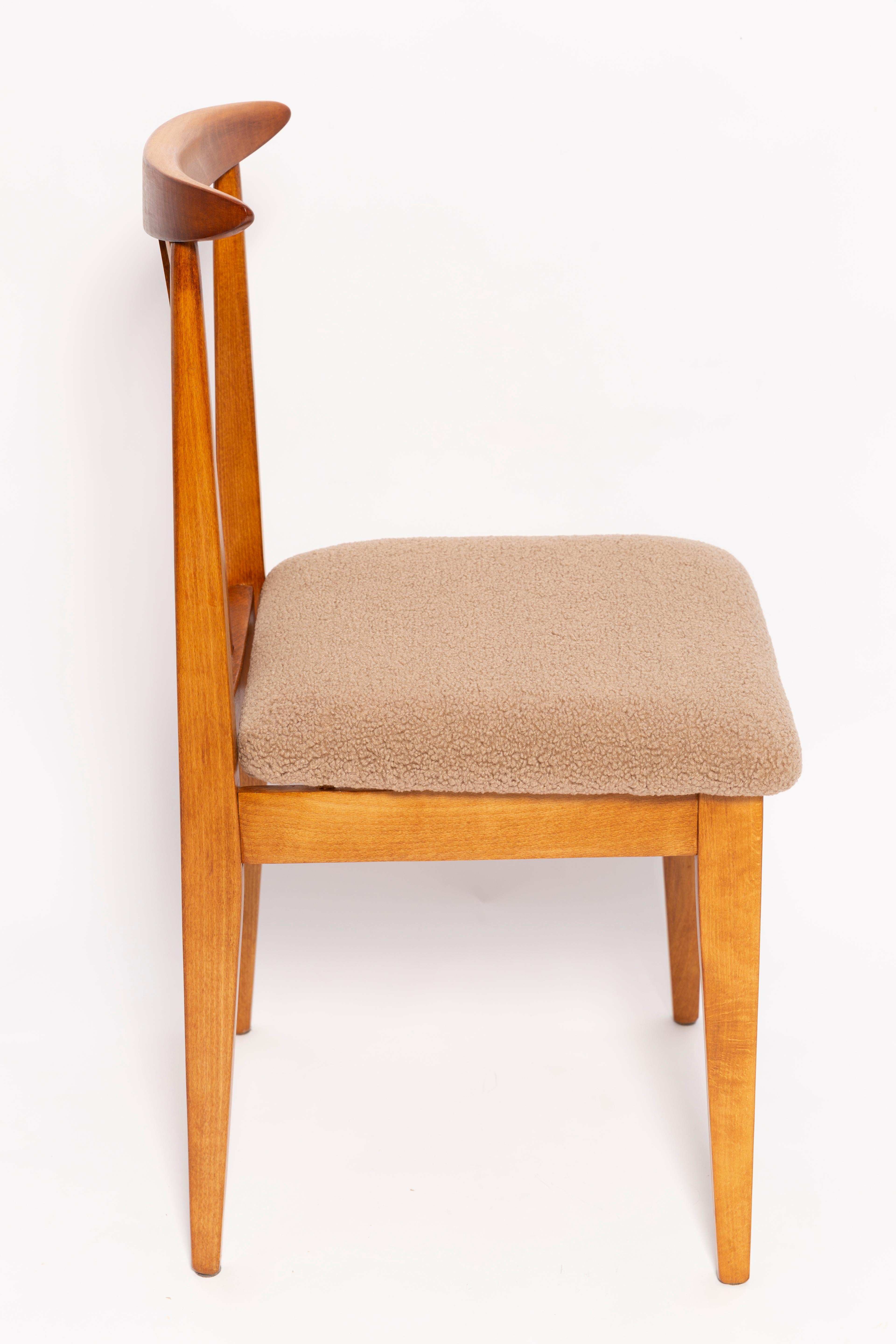 20th Century Mid-Century Latte Boucle Chair, Medium Wood, M. Zielinski, Europe 1960s For Sale