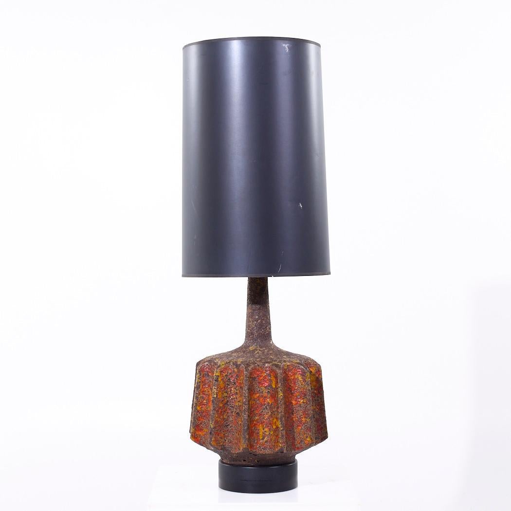 Mid-Century Modern Lampe à poser Lava Glaze du milieu du siècle en vente