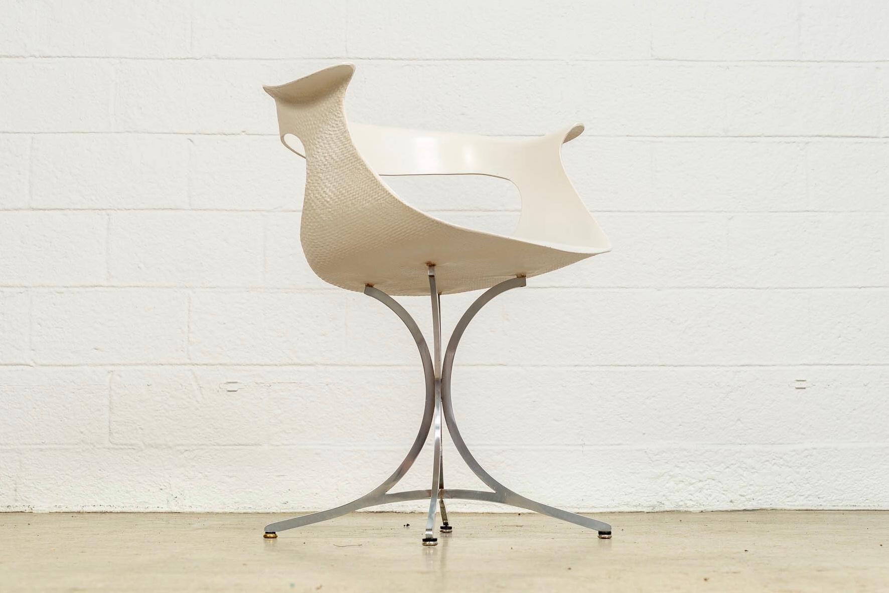 Midcentury Laverne White Fiberglass and Chrome Lotus Armchair, 1950s For Sale 1
