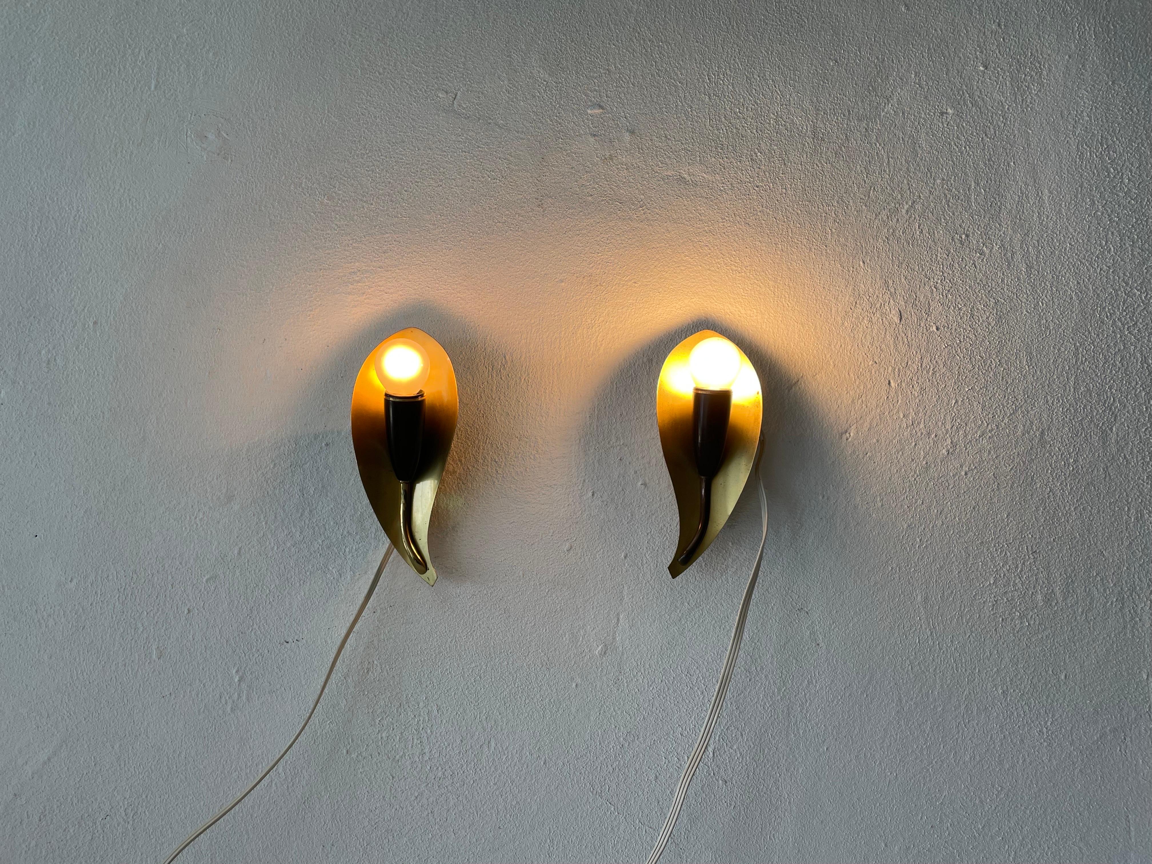 Mid-Century Leaf Shaped Pair of Brass Sconces, 1950s, Germany For Sale 7