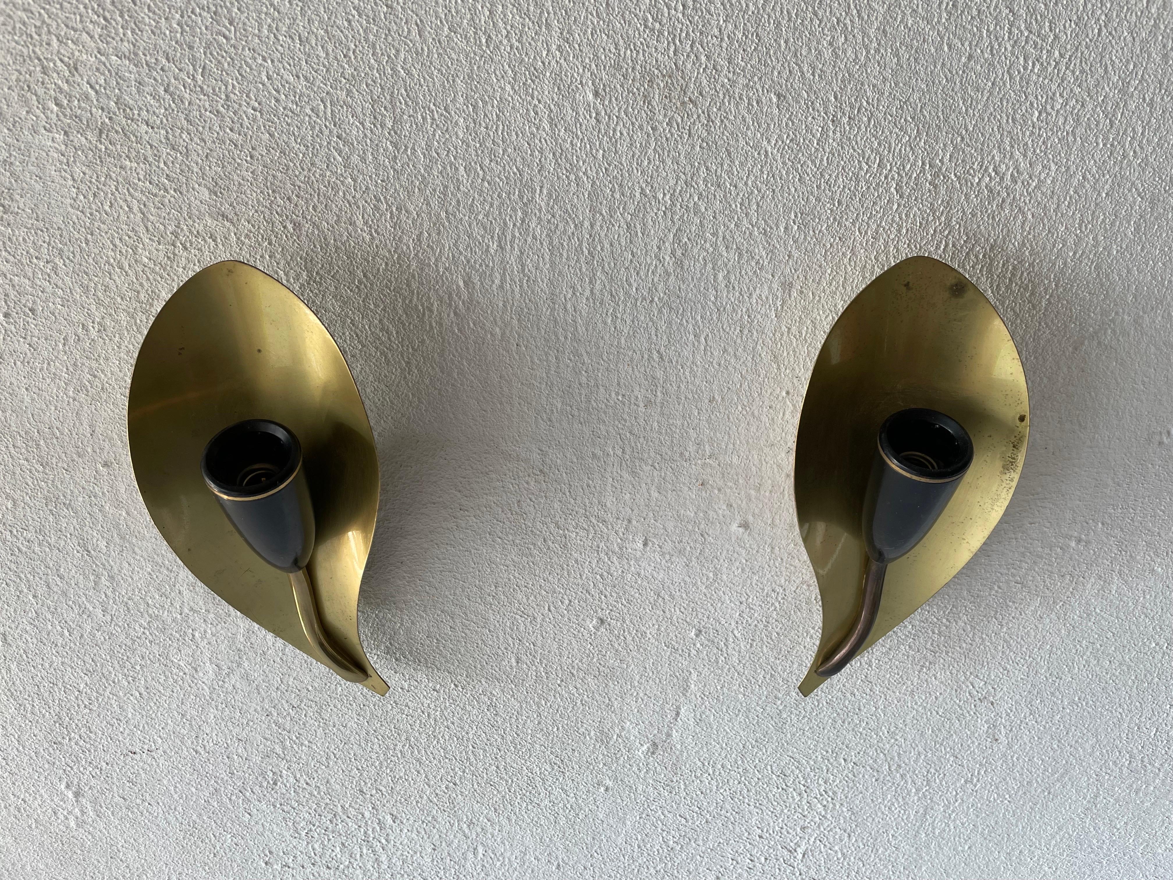 Mid-20th Century Mid-Century Leaf Shaped Pair of Brass Sconces, 1950s, Germany For Sale