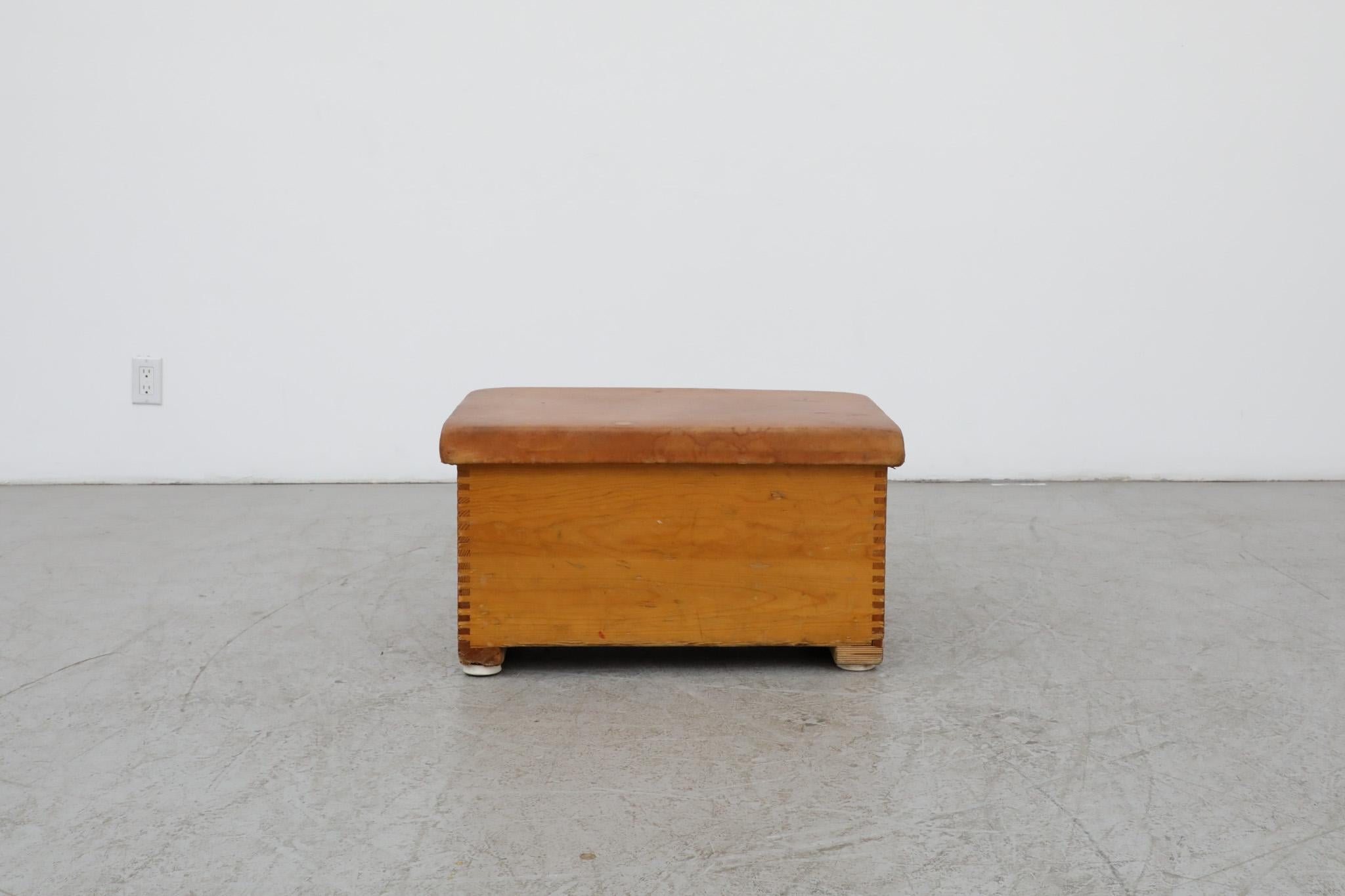 Mid-Century Modern Mid-Century Leather and Pine gym bench For Sale