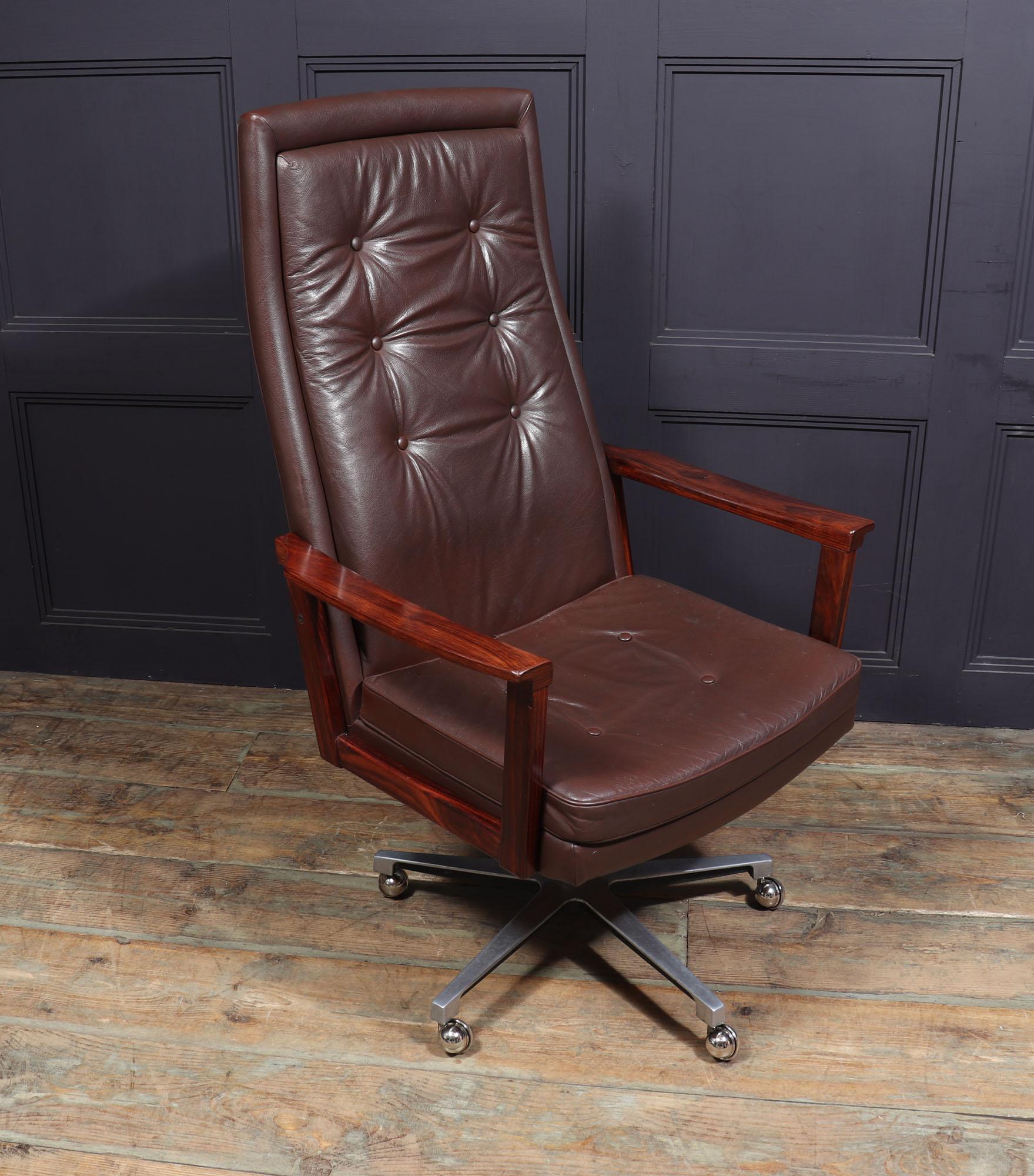Midcentury Leather and Rosewood Desk Chair 10