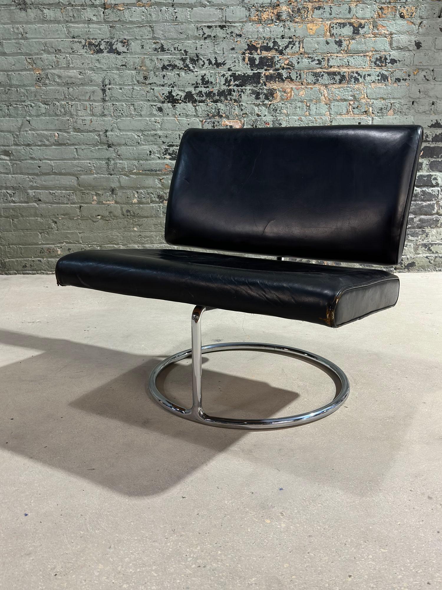 Mid-Century Modern Mid Century Leather and Stainless Steel Cantilever Lounge Chair, 1960 For Sale