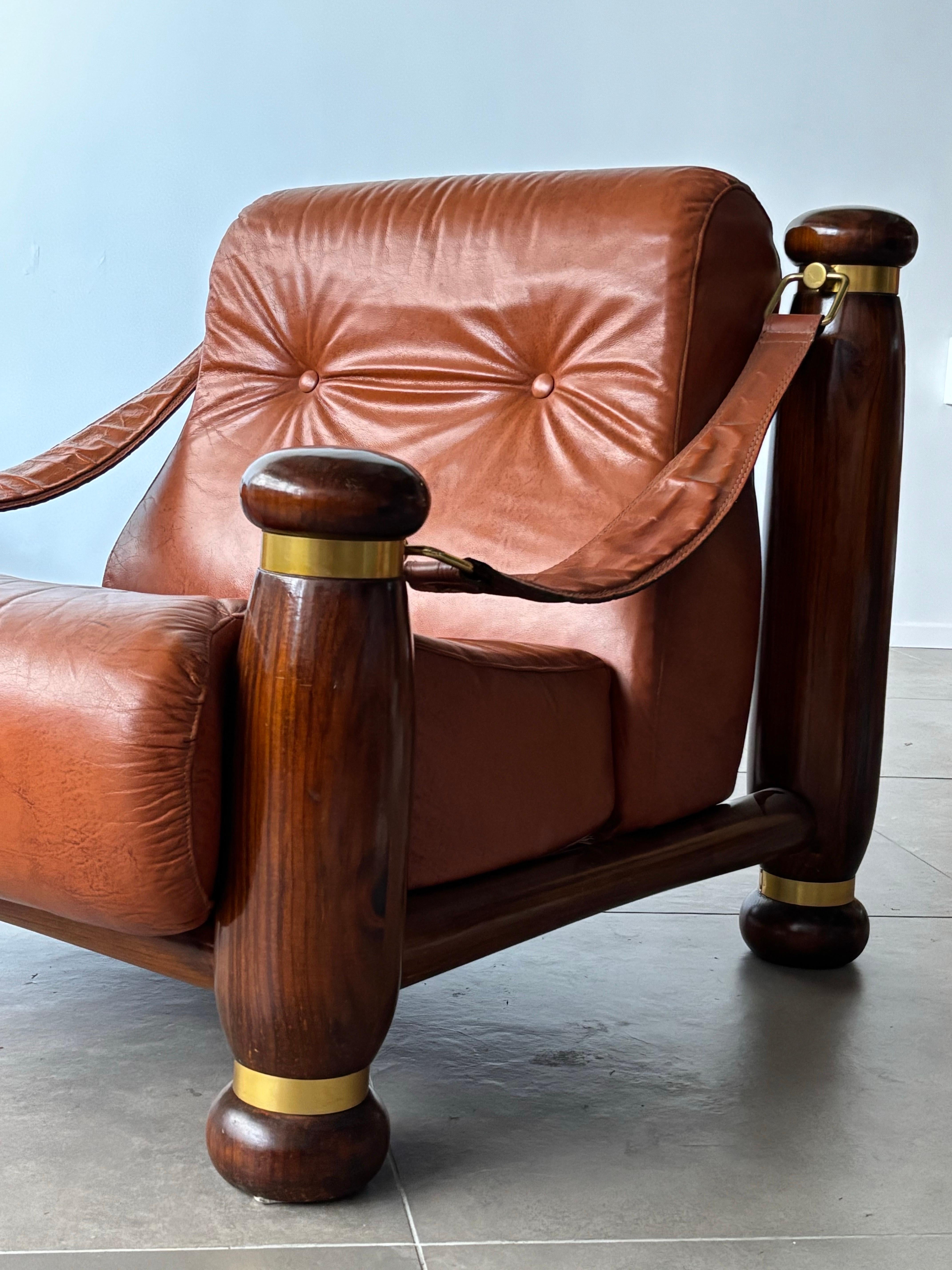 20th Century Mid-century leather and wood armchairs , Italy 1970s For Sale