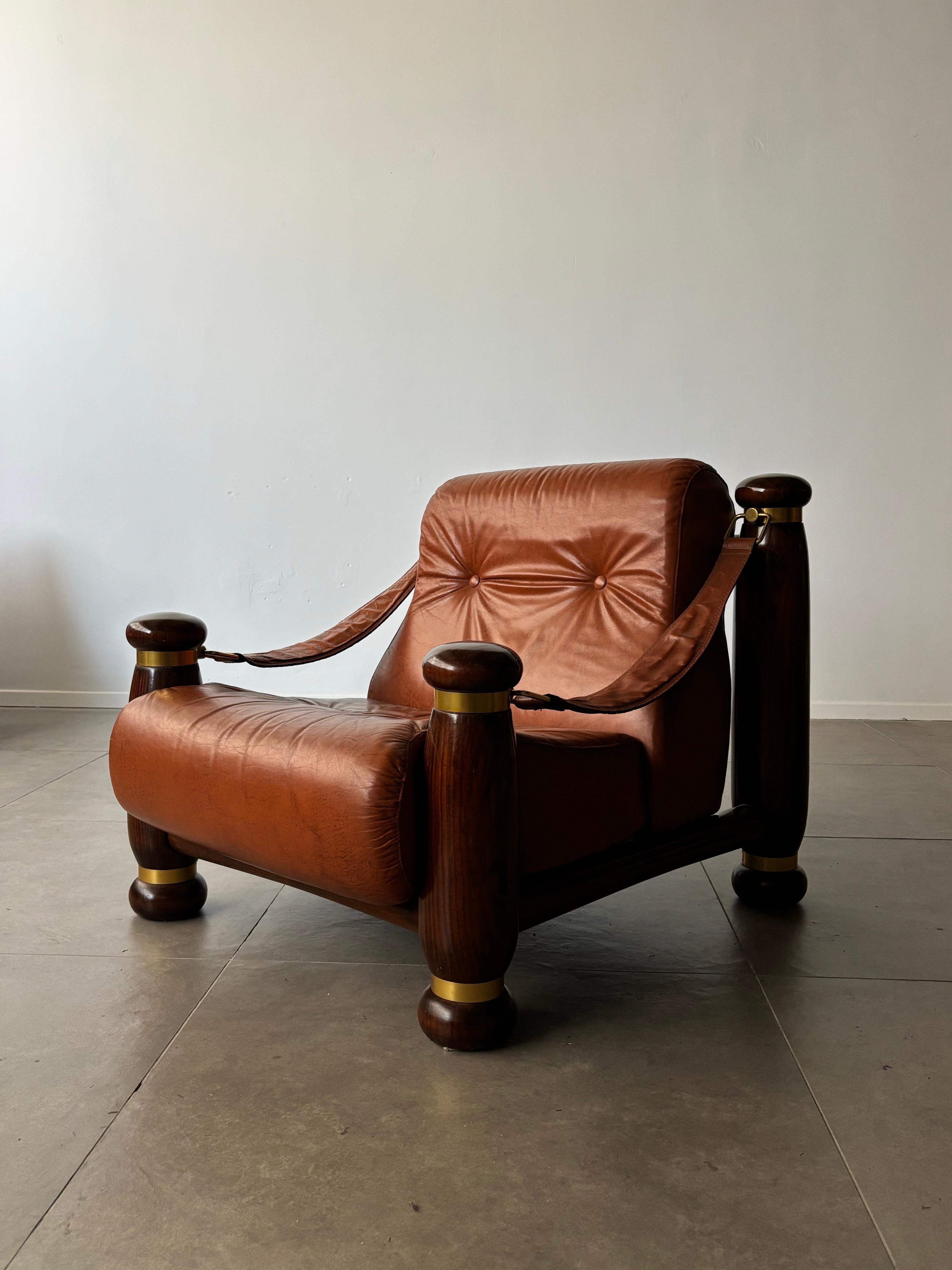 Mid-century leather and wood armchairs , Italy 1970s For Sale 4
