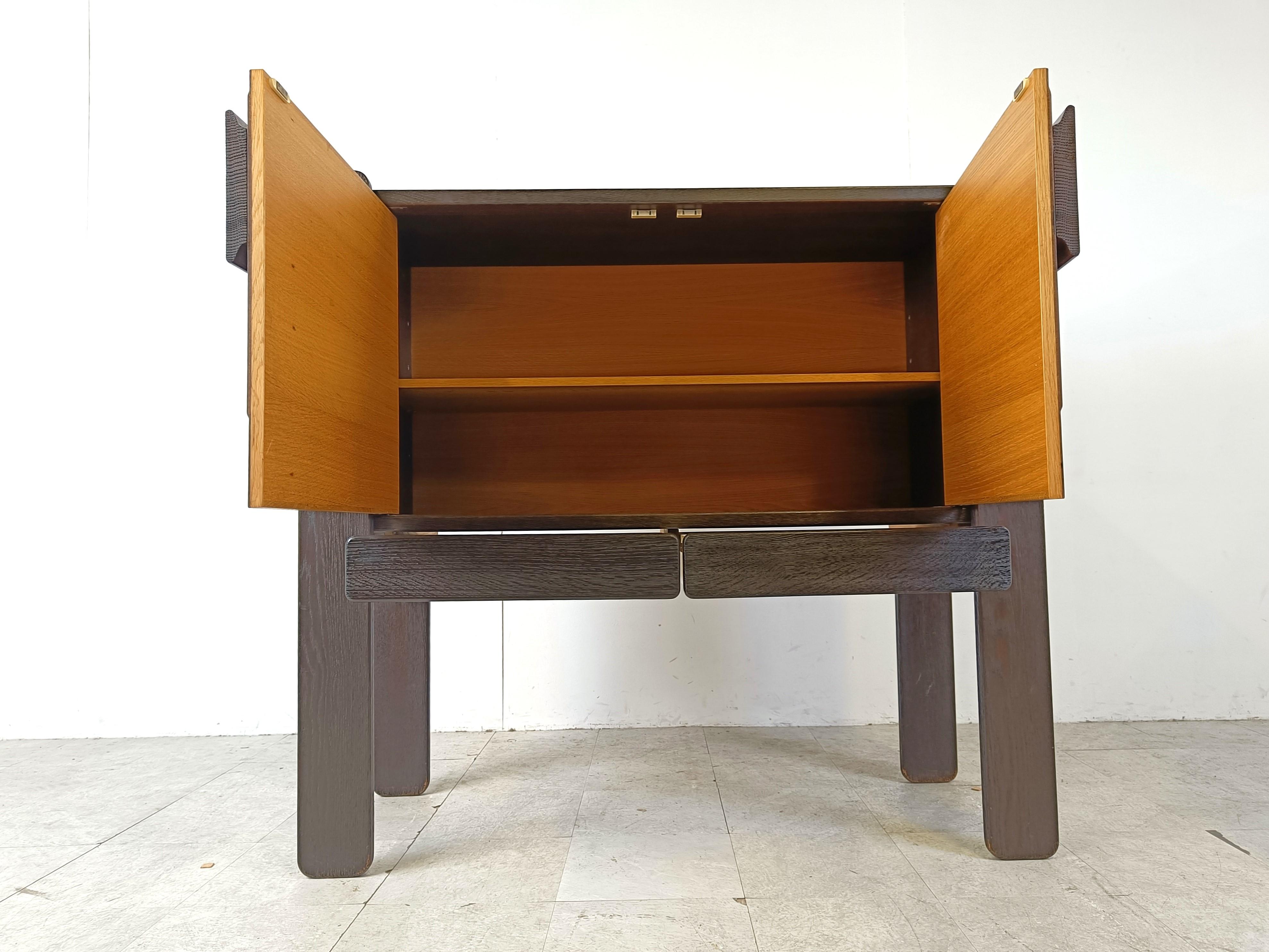 Mid century leather and wood bar cabinet by Hi plan, 1960s For Sale 3