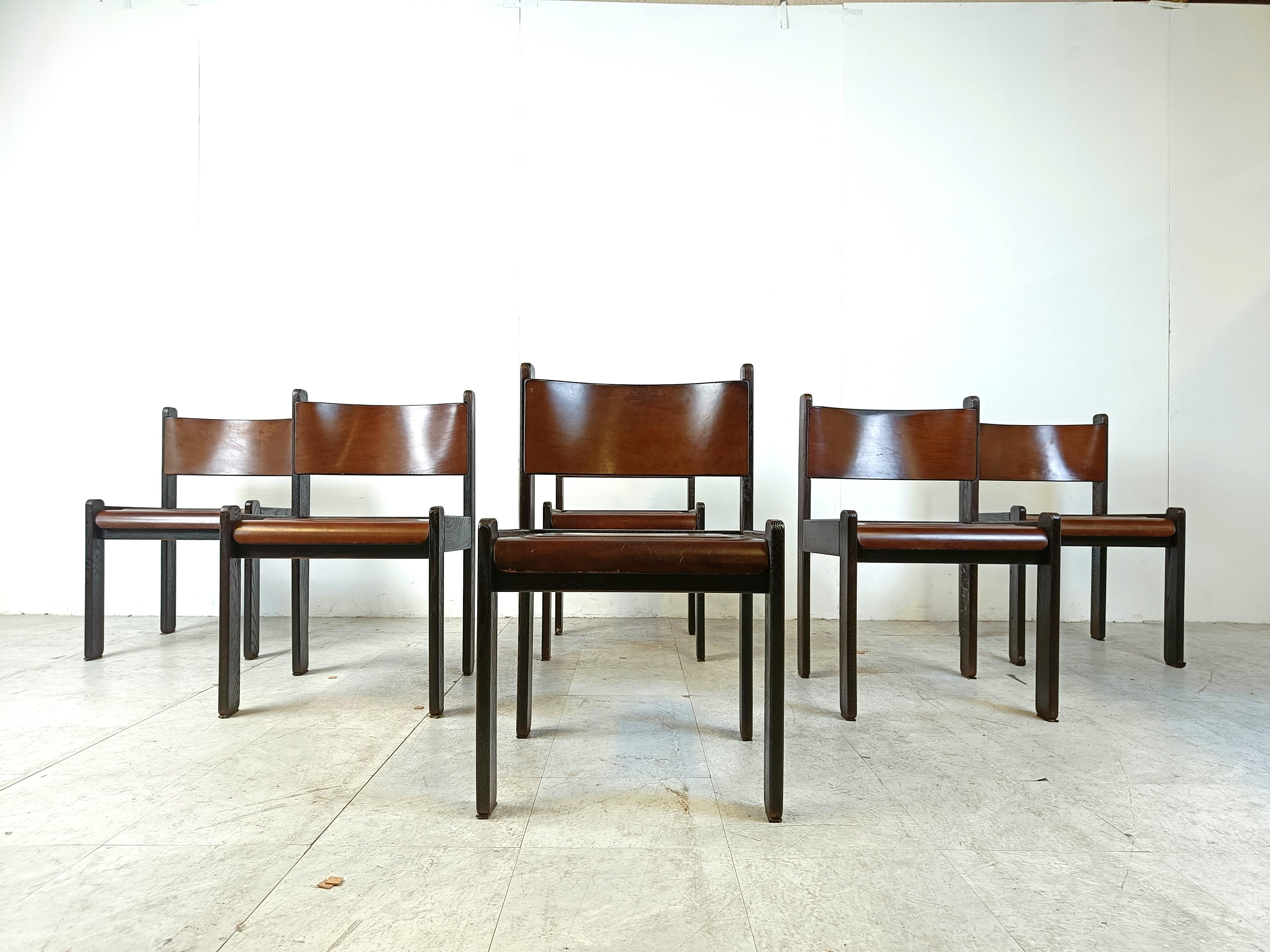 Mid century leather and wood dining chairs, 1960s  In Good Condition In HEVERLEE, BE
