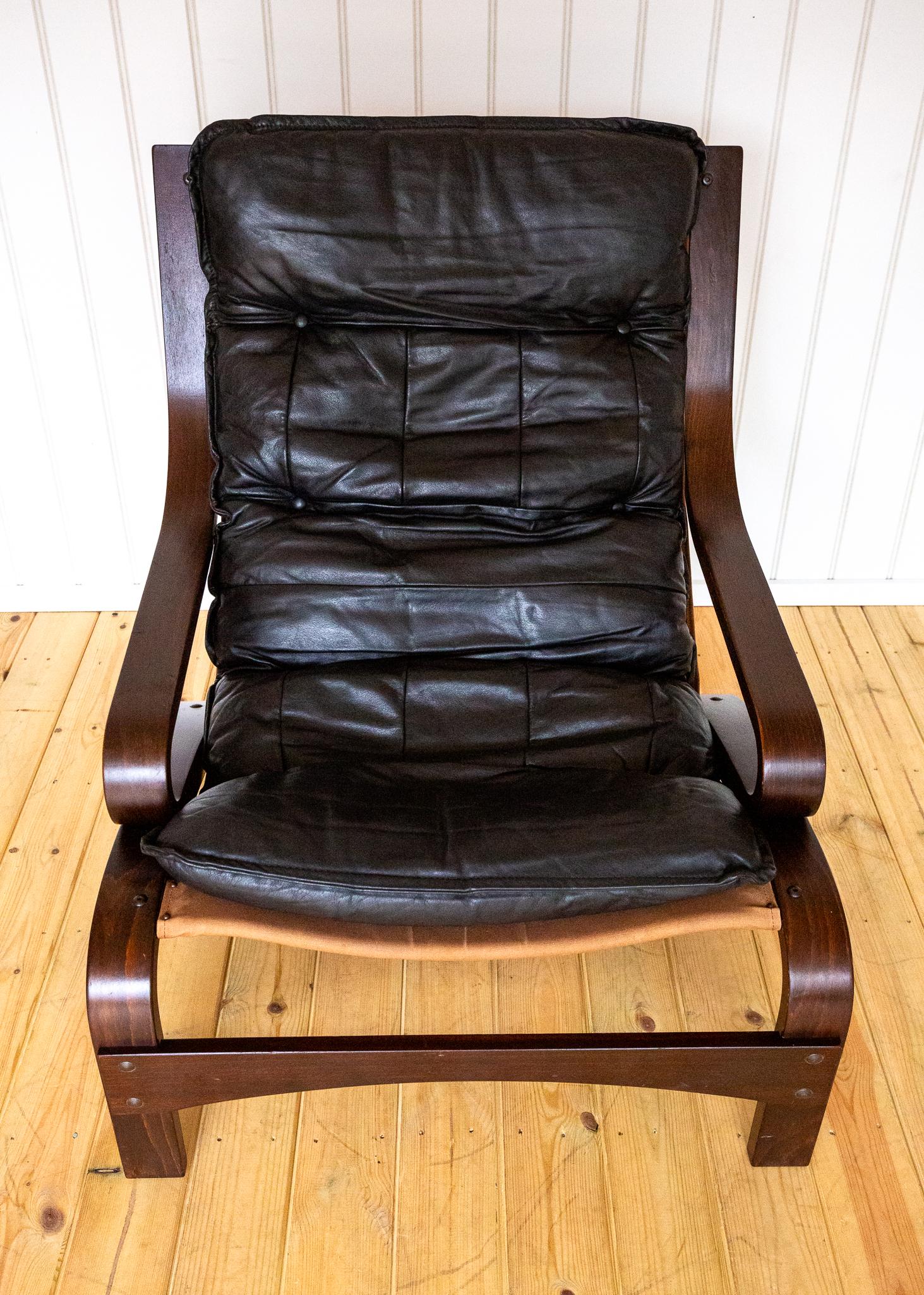 Fauteuil en cuir du milieu du siècle Scandinave Noir Cantilever Bentwood Relling 1970 en vente 4