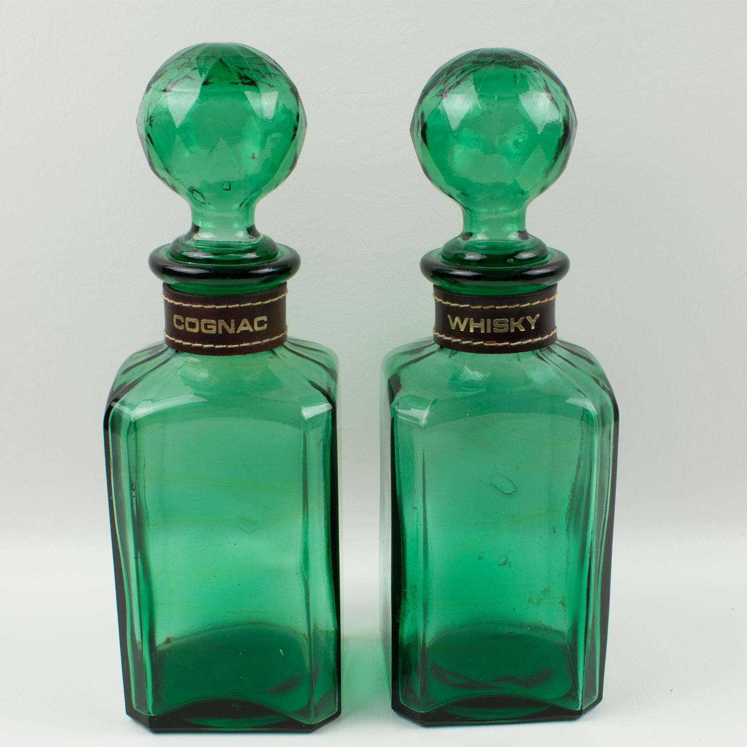 Mid-Century Leather Case Tantalus with Two Green Glass Decanters, 1960s For Sale 6