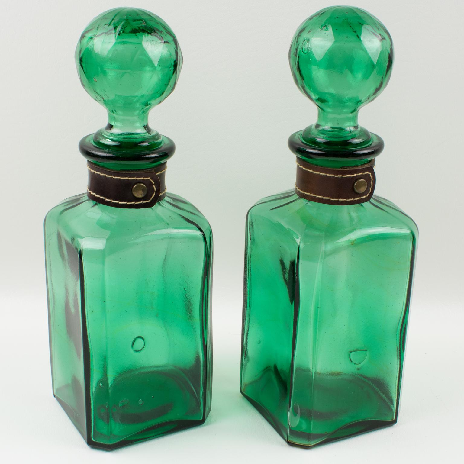 Mid-Century Leather Case Tantalus with Two Green Glass Decanters, 1960s For Sale 11