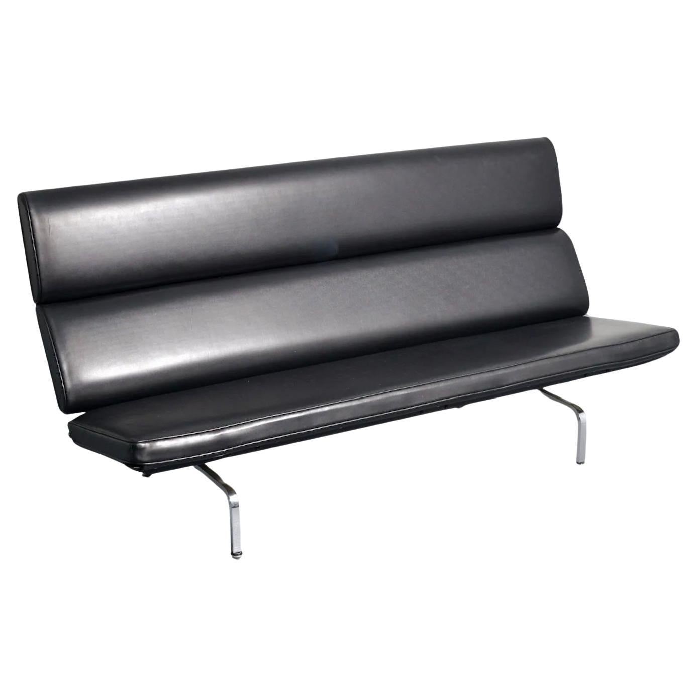 Mid-Century Modern Mid century Leather Compact Sofa by Ray and Charles Eames for Herman Miller