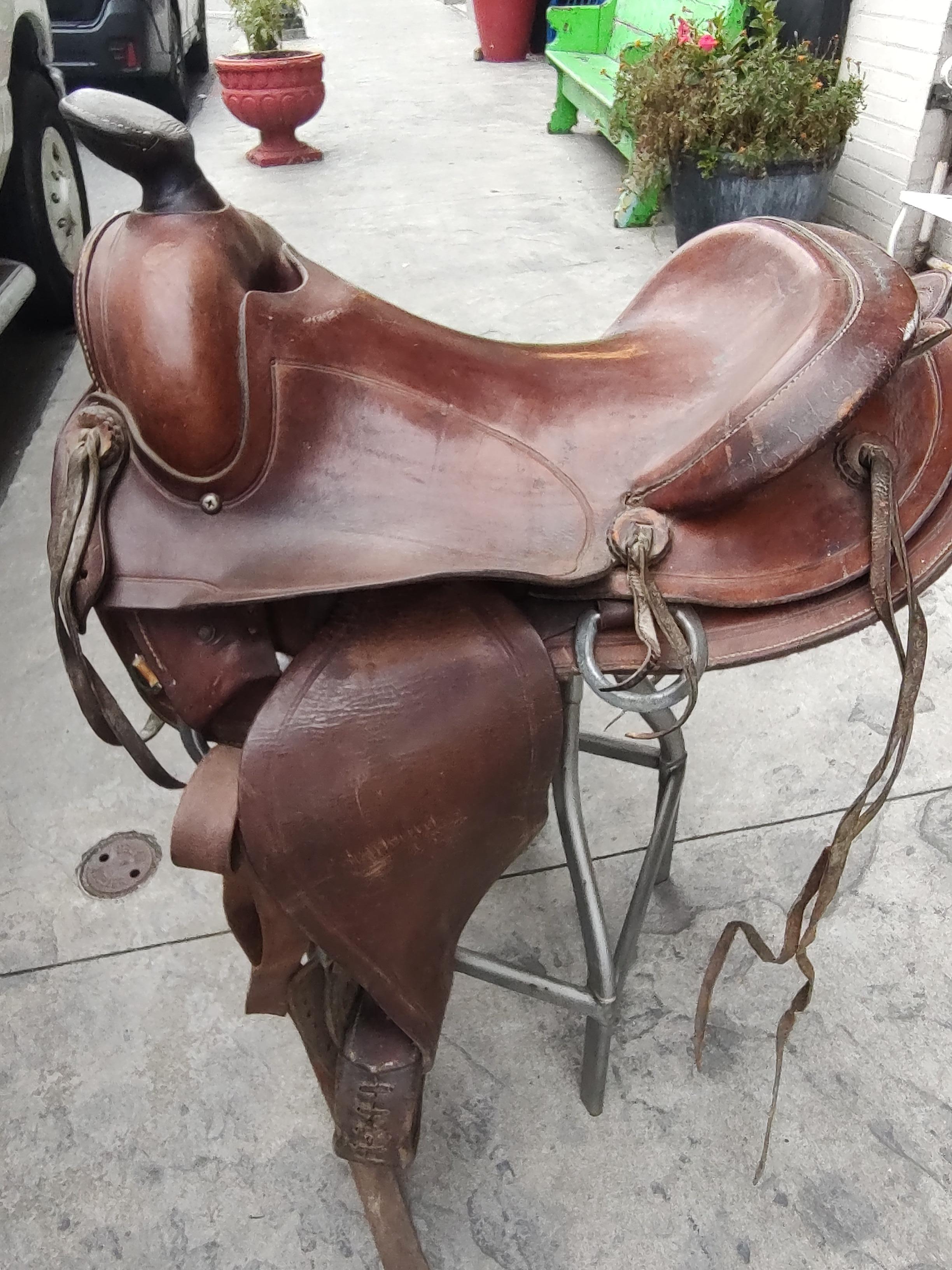 Mid Century Leather Cowboy Saddle by Simco For Sale 1