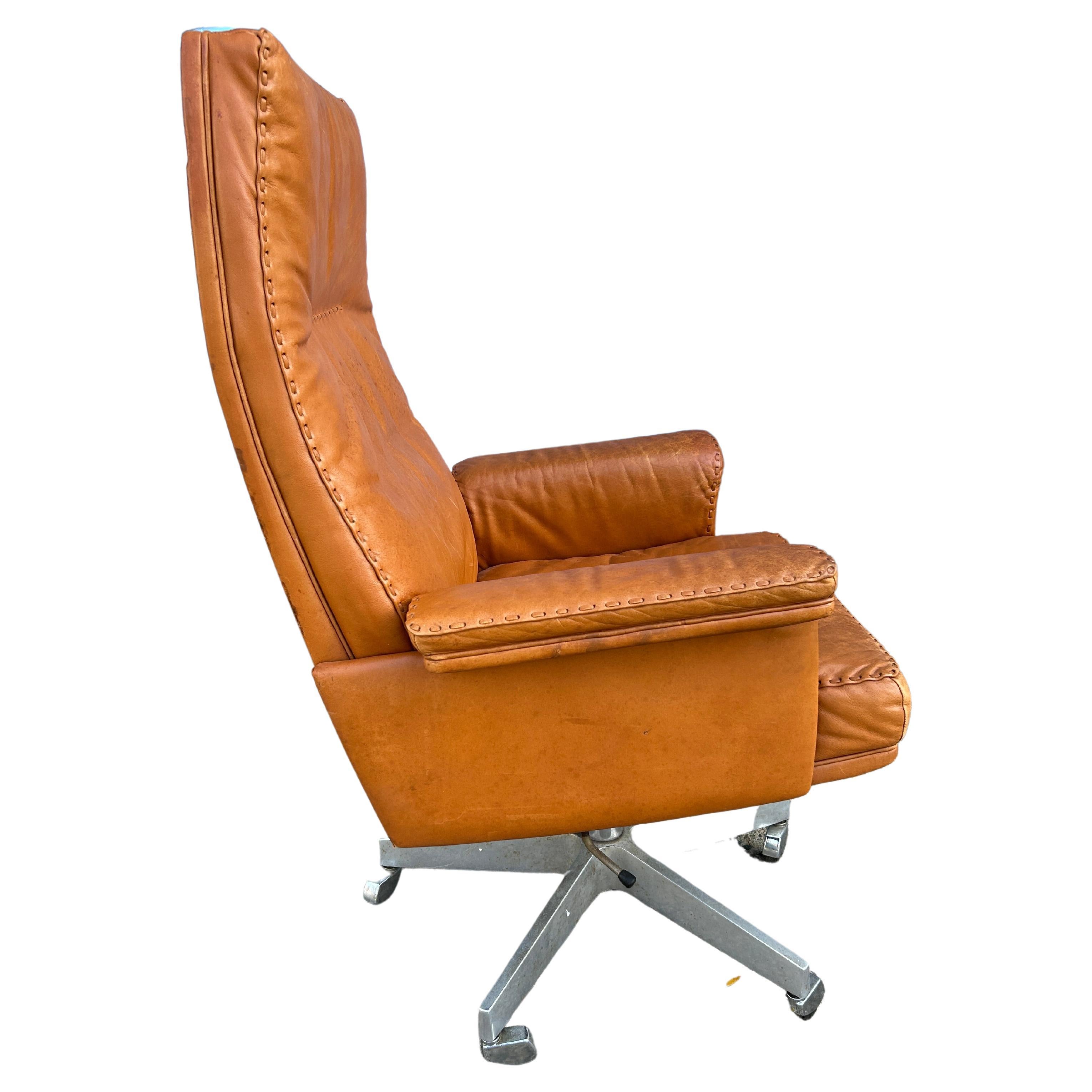Mid-Century Modern Mid Century Leather Executive Office Chair DS 35 De Sede