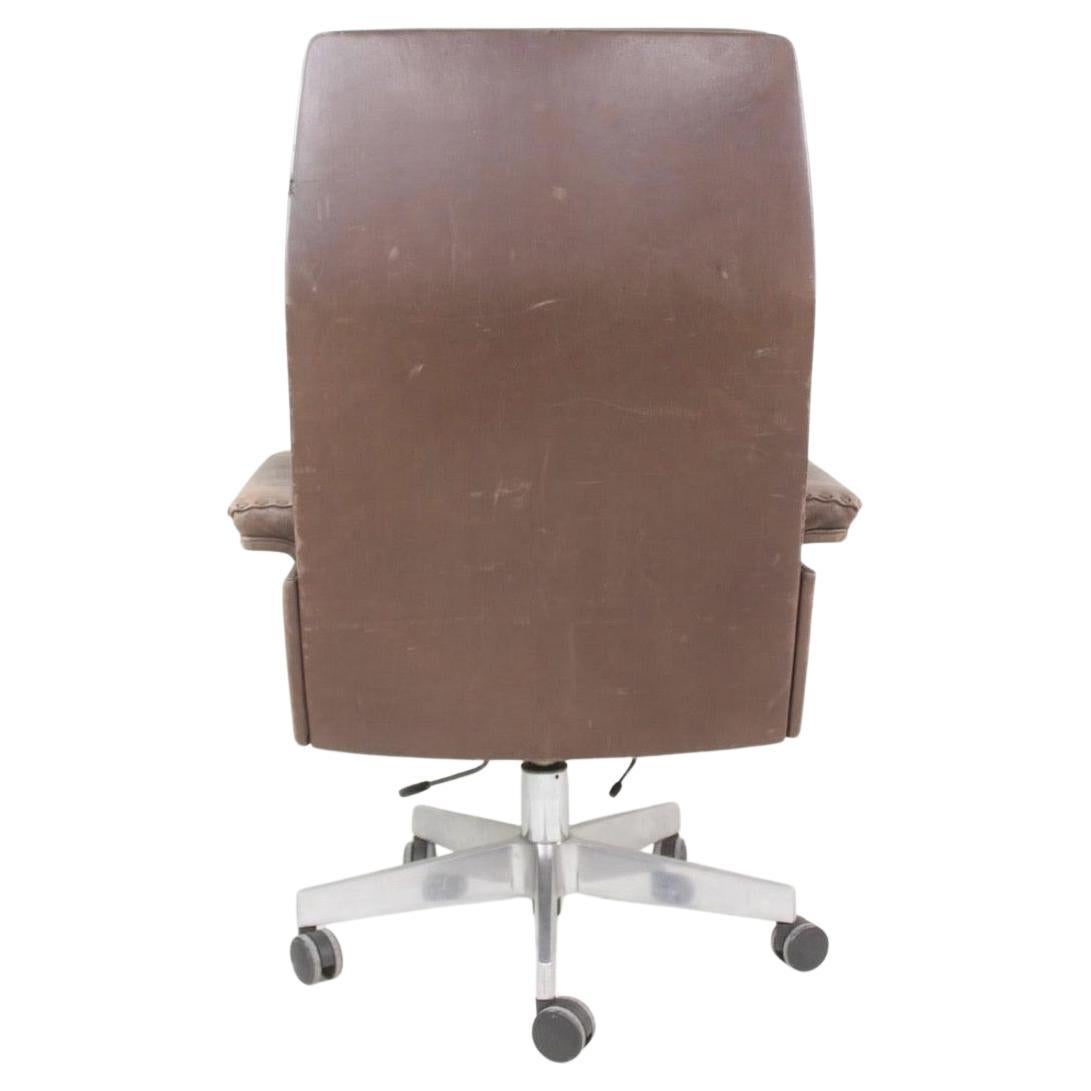 Swiss Mid Century Leather Executive Office Chair DS 35 De Sede
