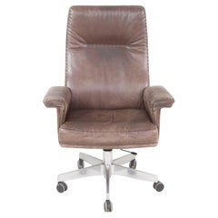 Silla de oficina ejecutiva de cuero de mediados de siglo DS 35 De Sede