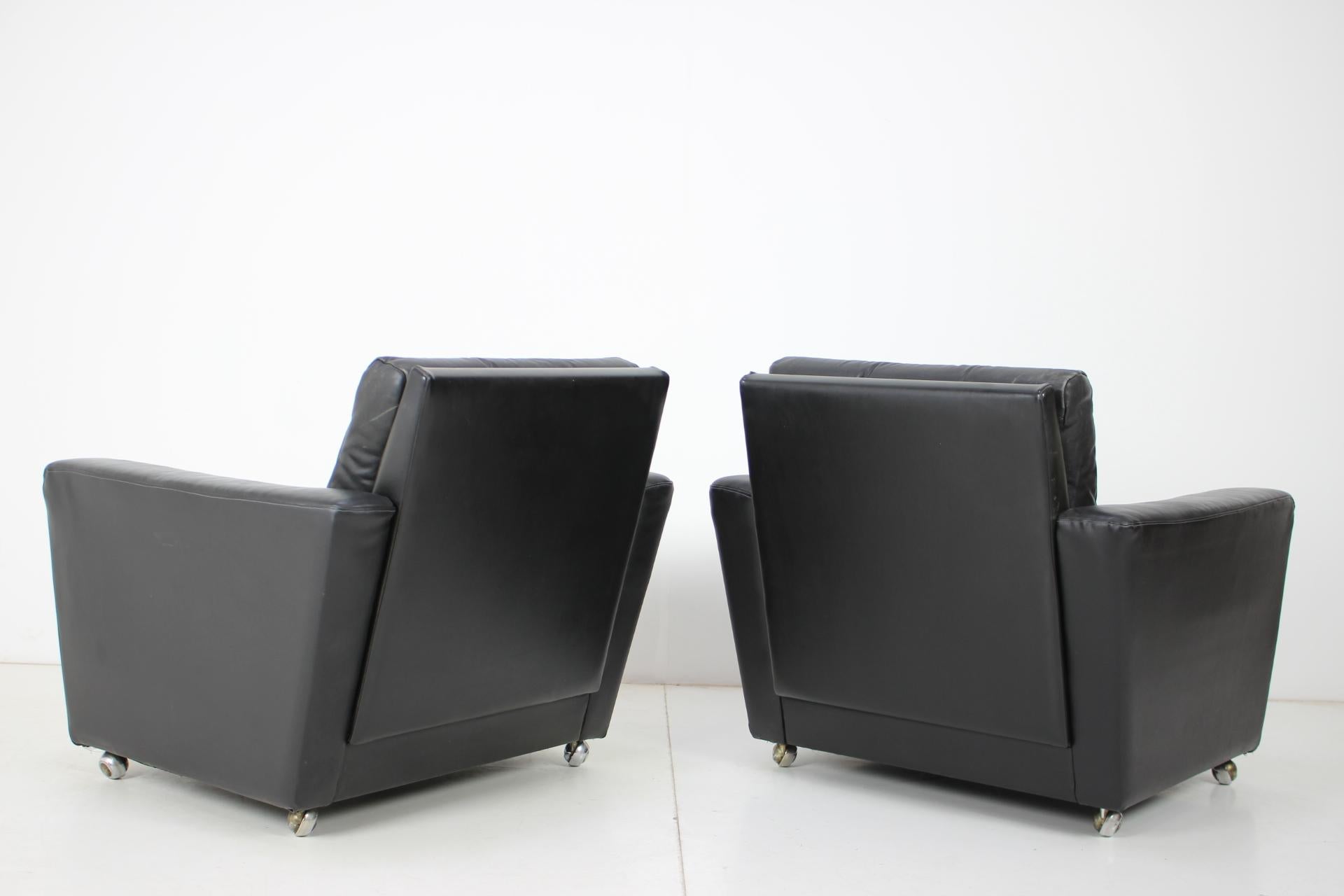 Late 20th Century Mid-Century Leather Finland Armchairs, 1970's