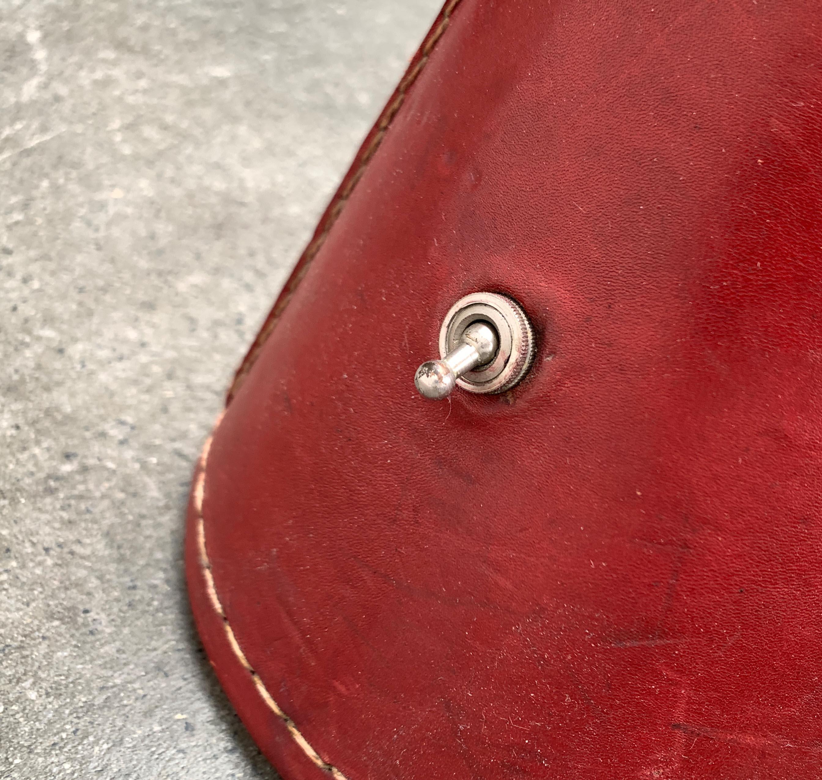 Lampadaire en cuir du milieu du siècle dans le style de Jacques Adnet pour Valenti, Espagne en vente 4