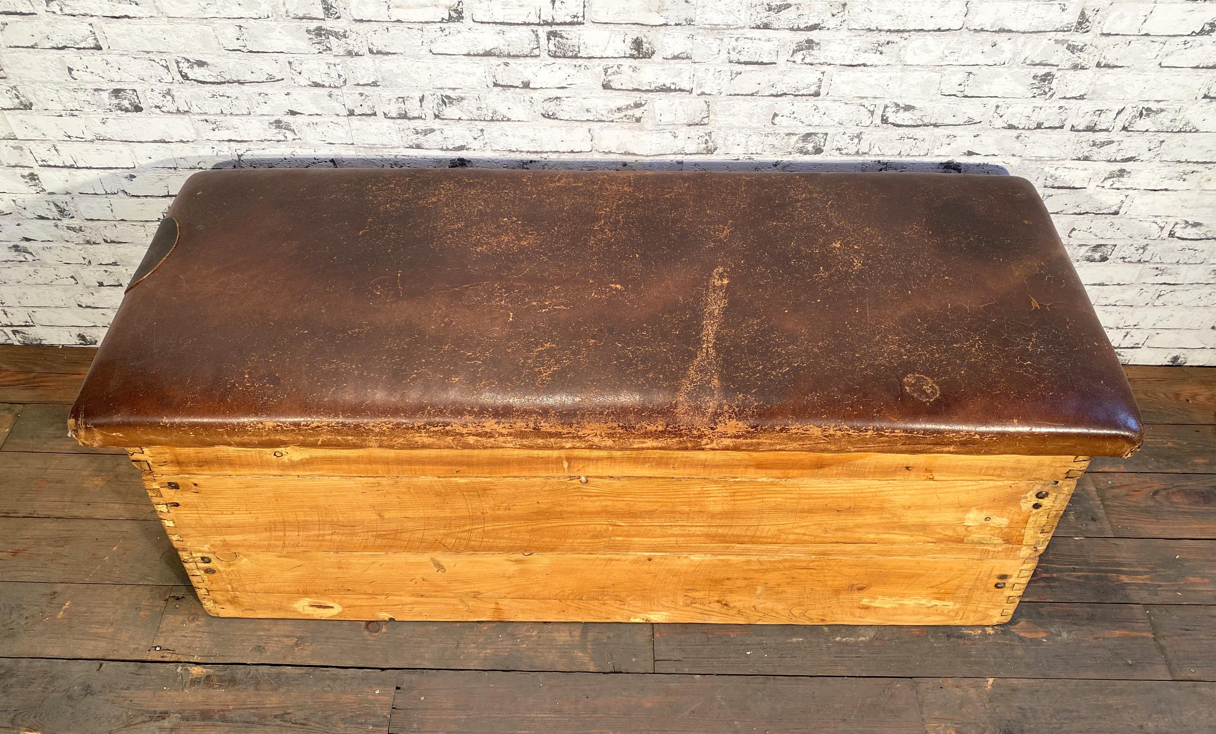 Midcentury Leather Gym Bench, 1950s 2