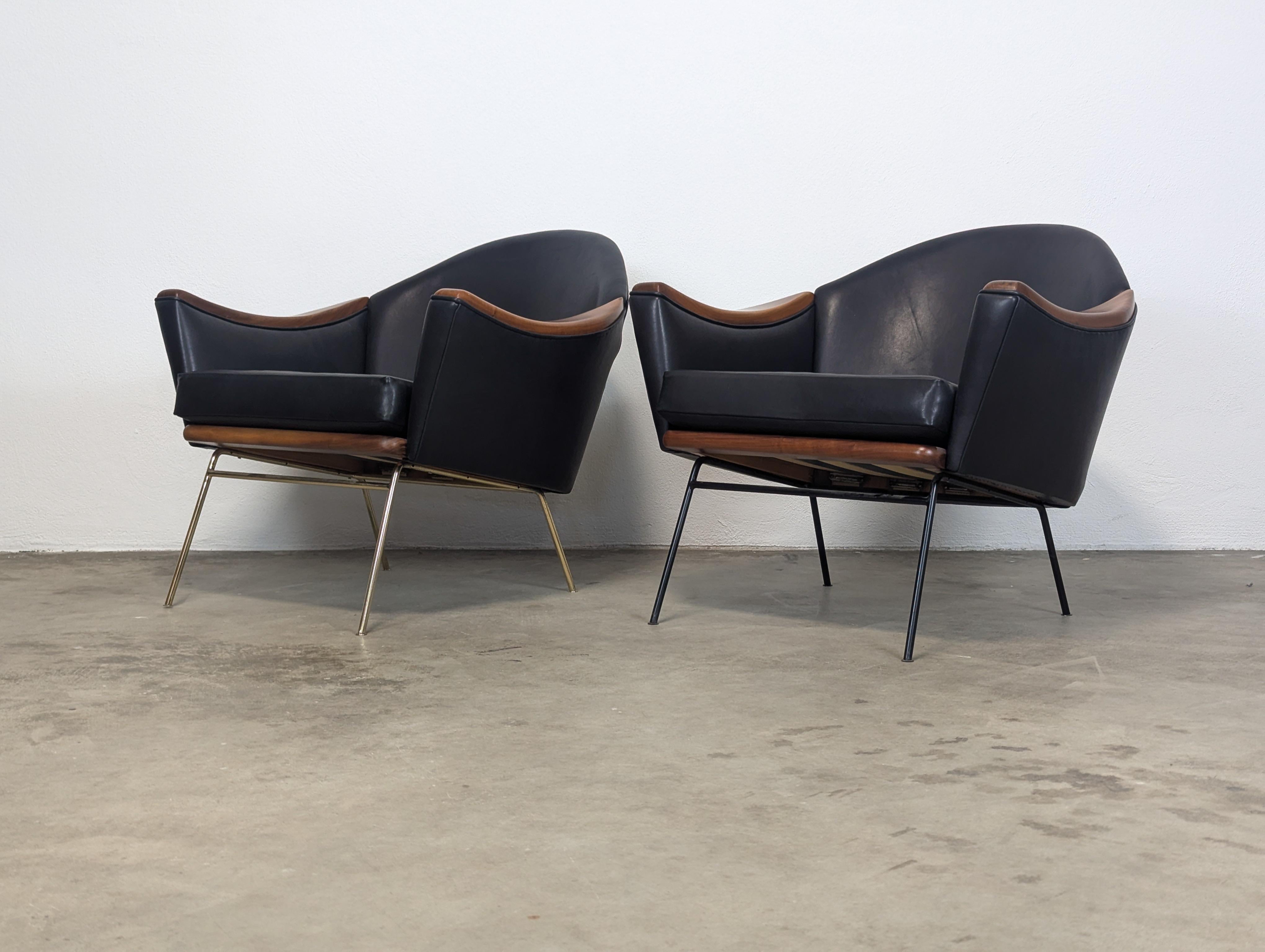 Mid Century Leather Lounge Chairs Adrian Pearsall for Craft Associates, c1960s For Sale 5