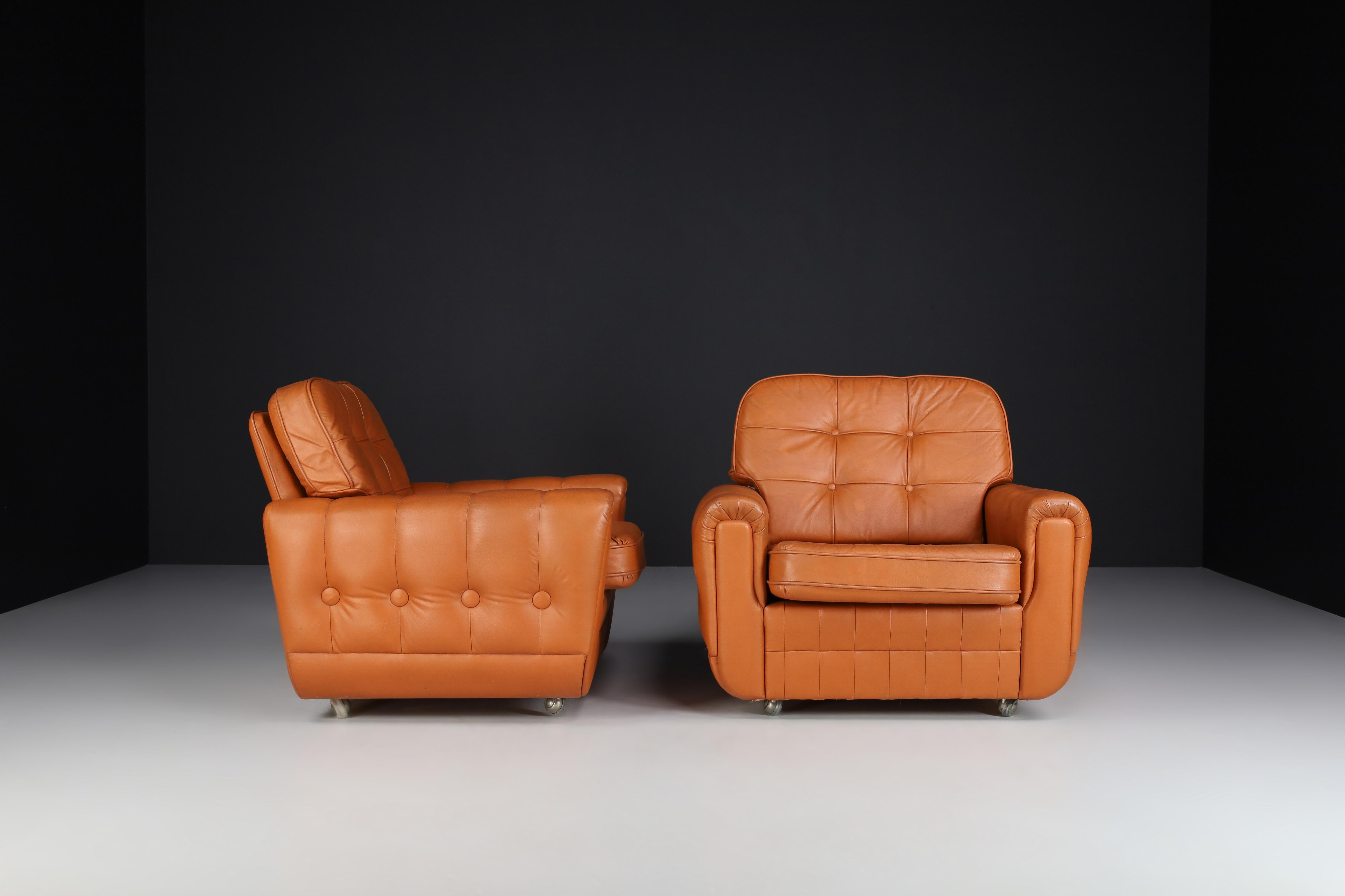 Mid-Century Leather Lounge Chairs, France, 1960s For Sale 3