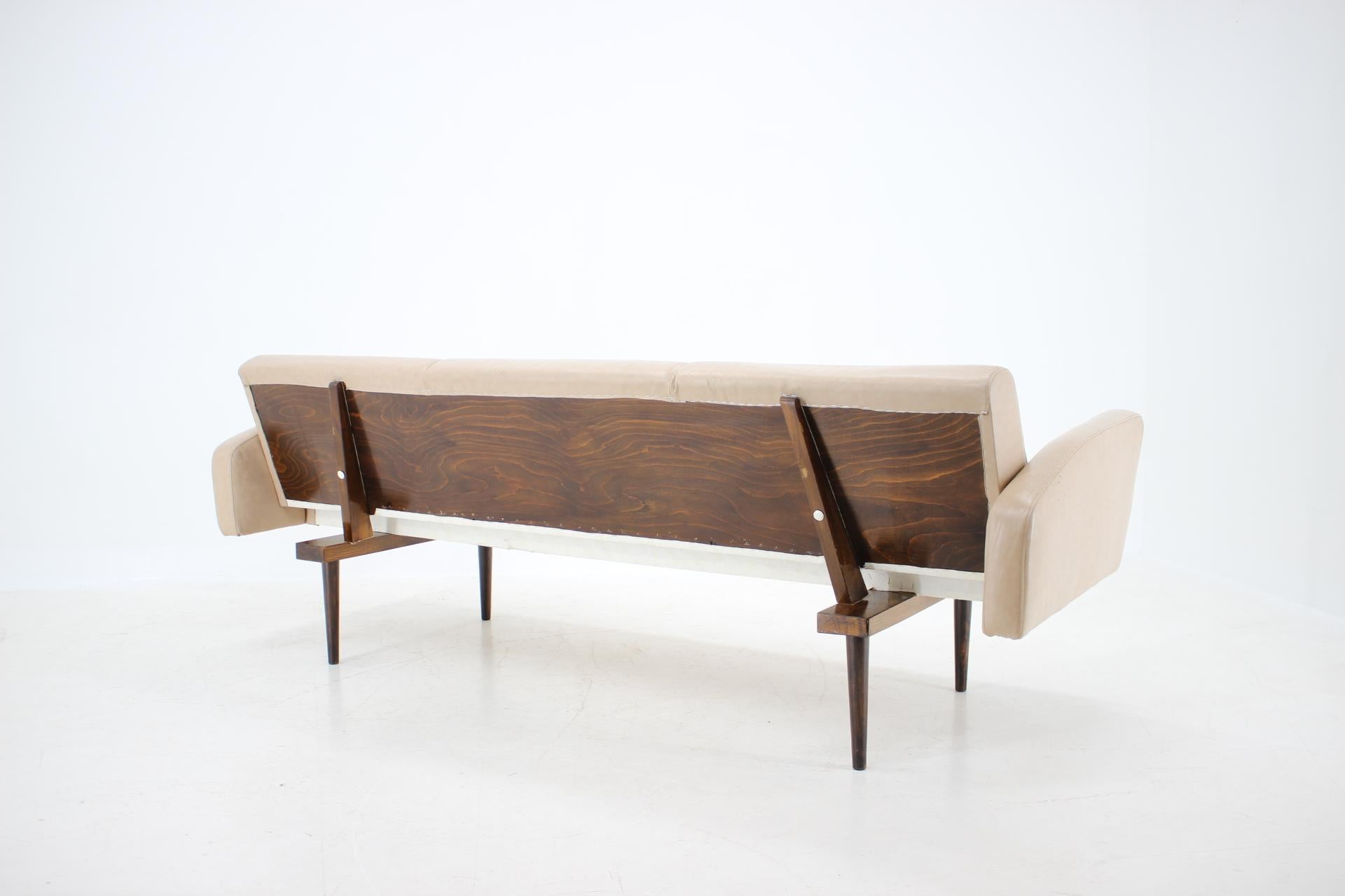 Czech Midcentury Leather Sofa Designed by Miroslav Navrátil, 1970s