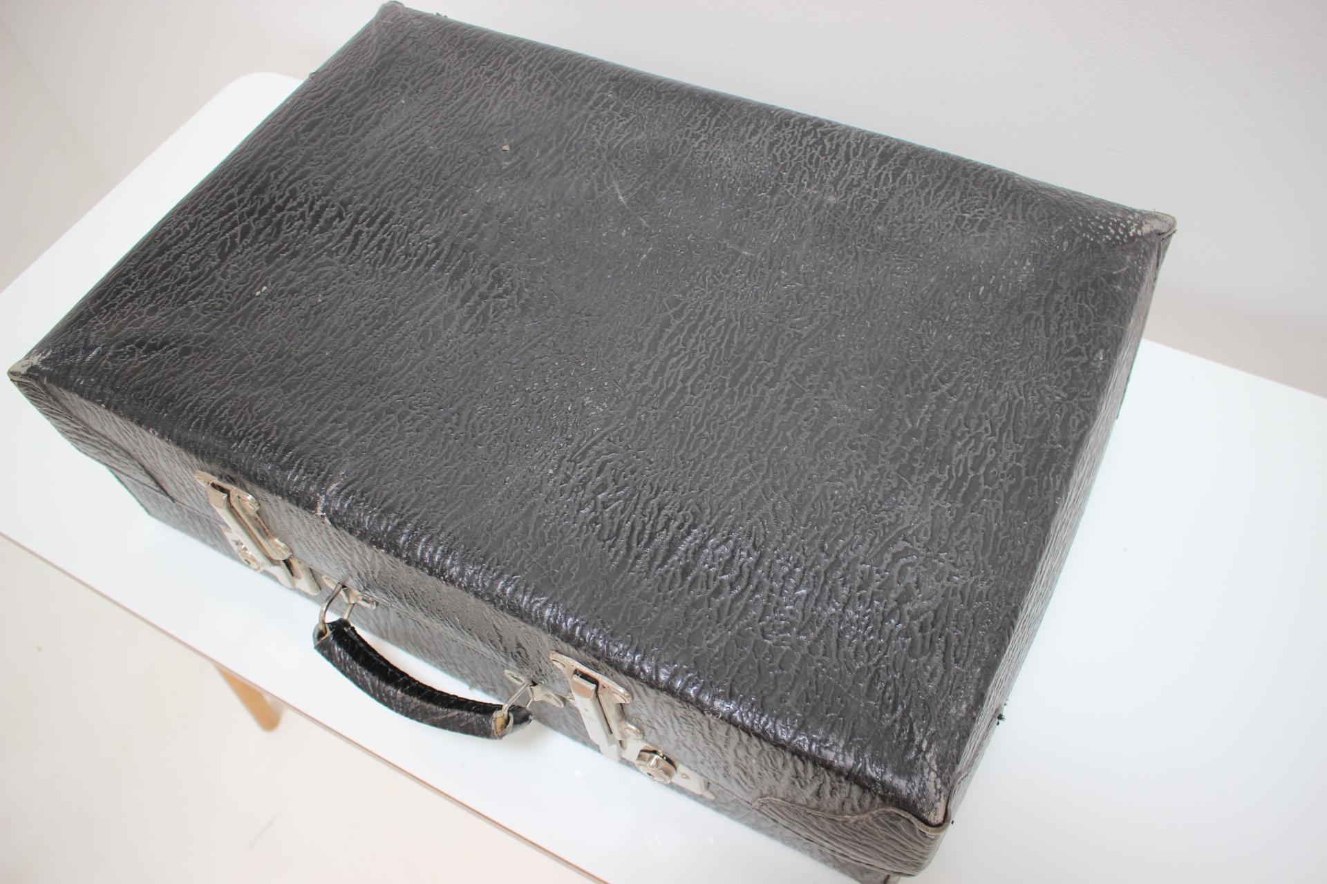 German Midcentury Leather Suitcase, circa 1950s For Sale