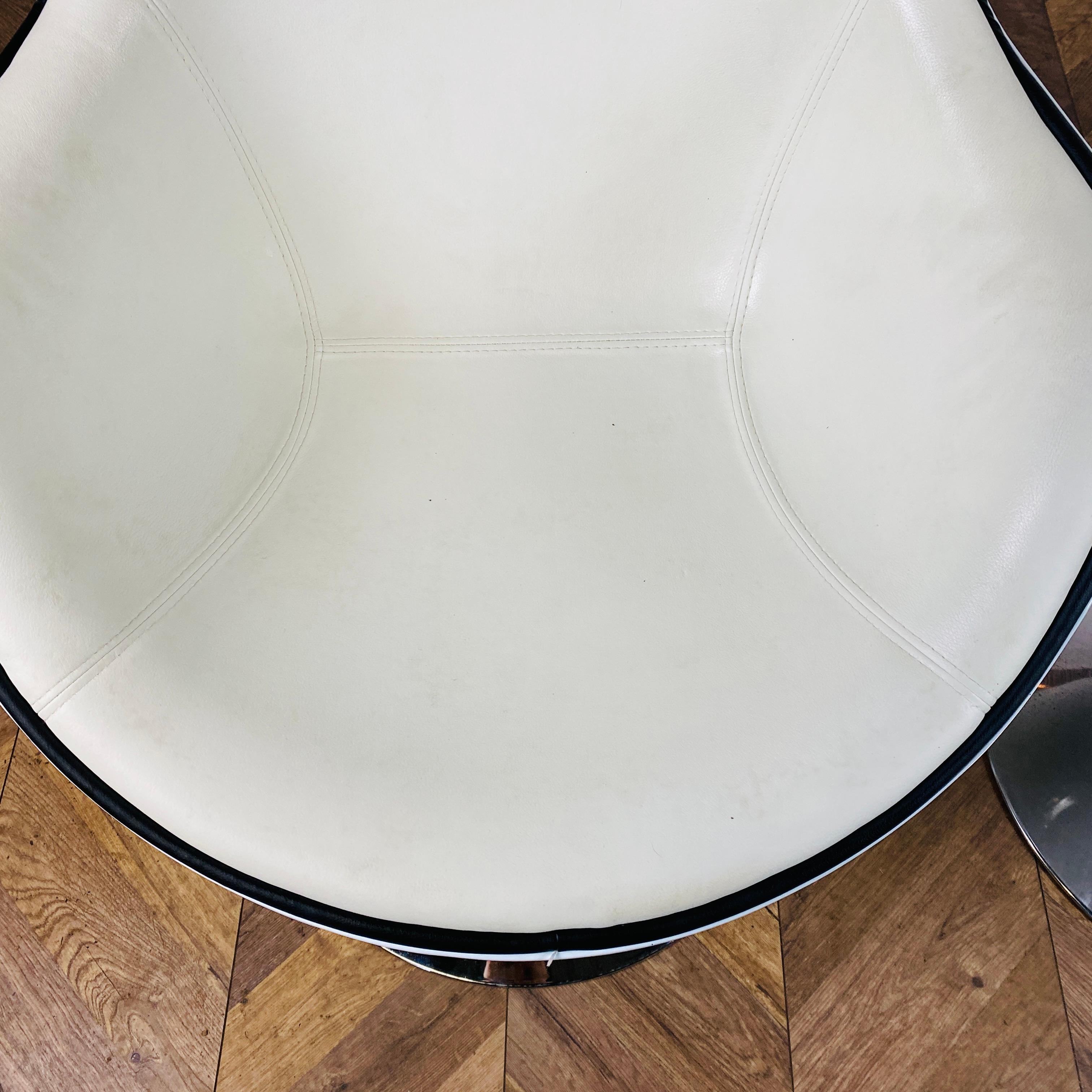 Mid-Century Leather Swivel Egg / Tub Chairs on Chrome Tulip Base, Set of 2 10