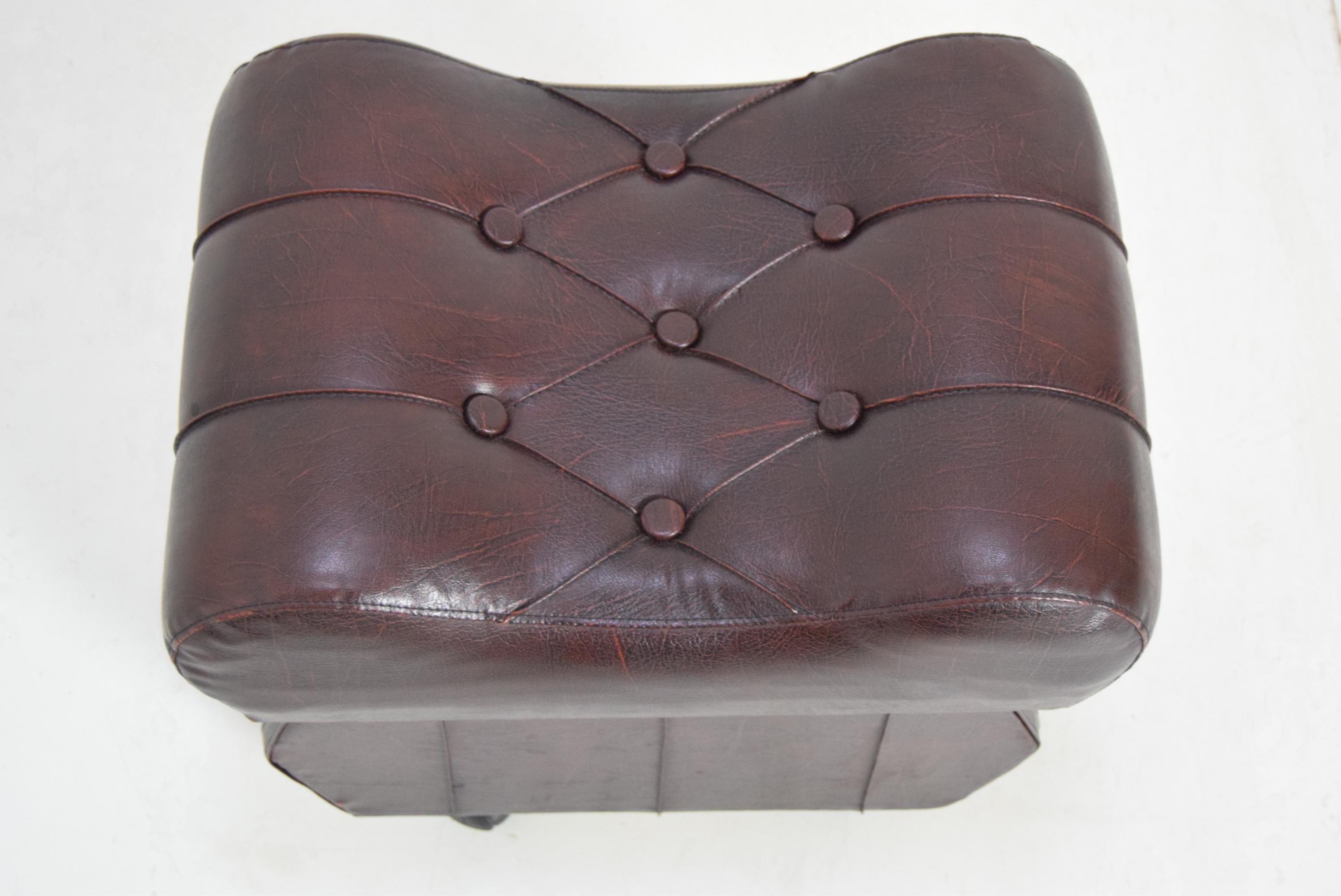 Czech Midcentury Leatherette Stool with Wheels, 1970s For Sale