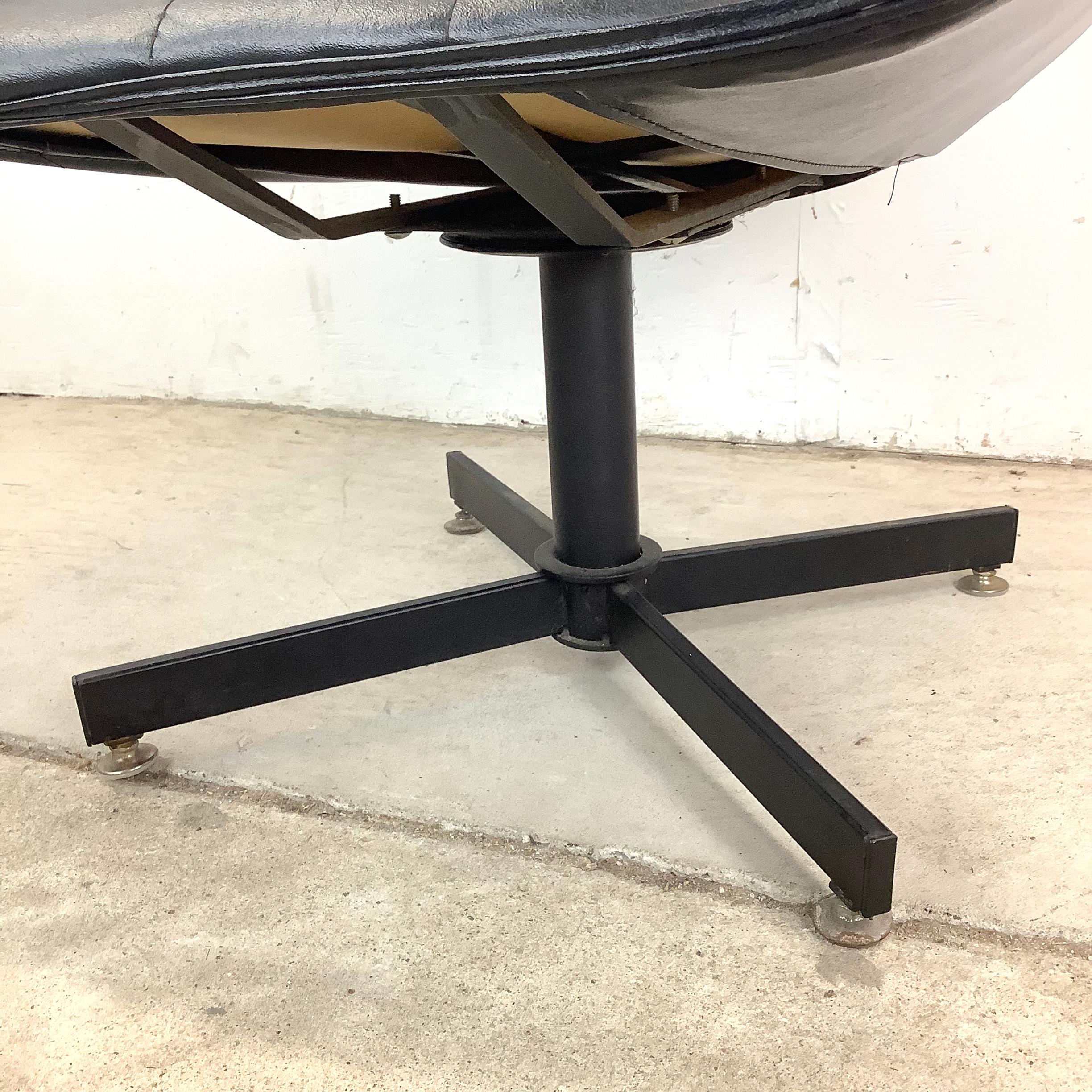 Mid-Century Leatherette Swivel Chair w/ Headrest For Sale 10