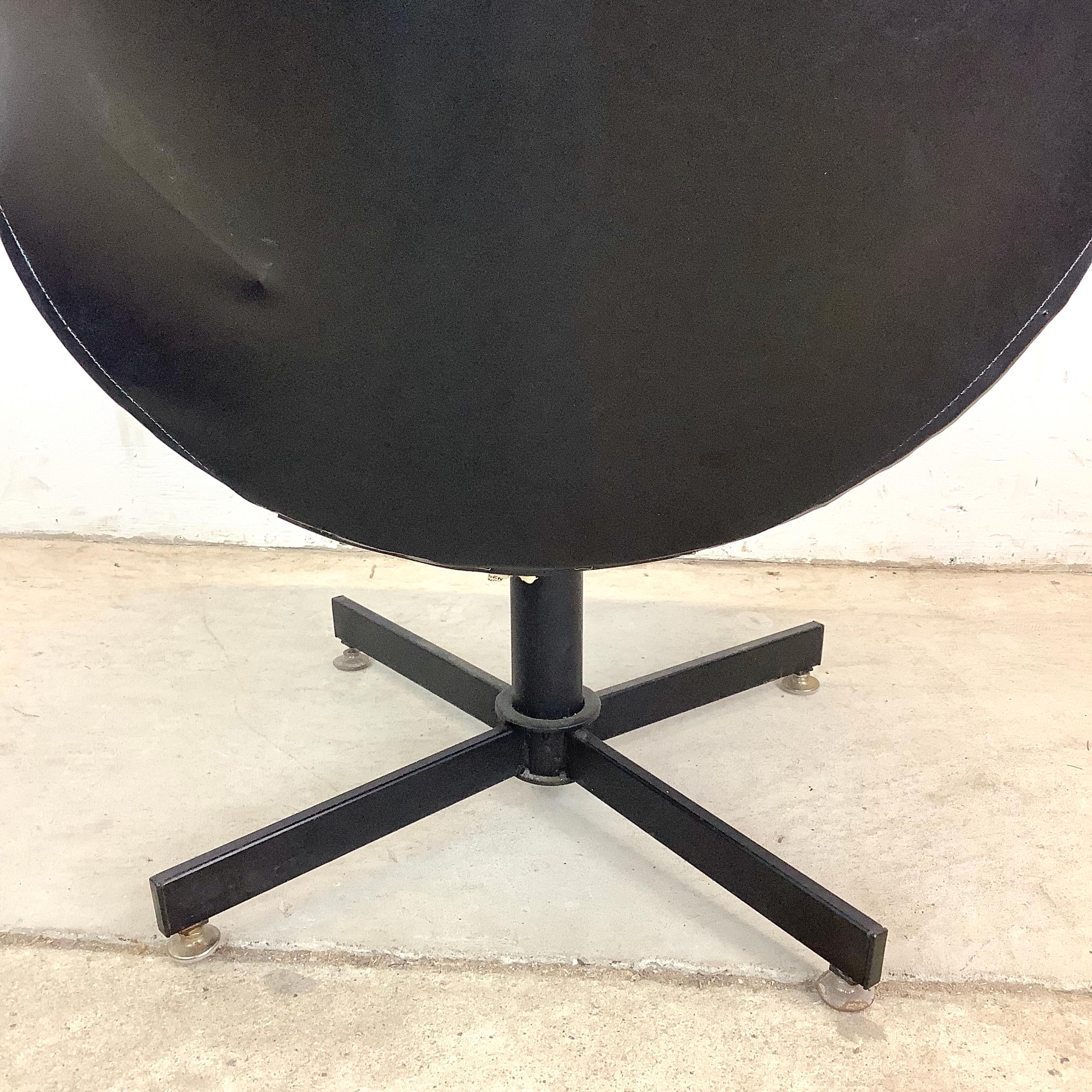 Mid-Century Leatherette Swivel Chair w/ Headrest For Sale 1