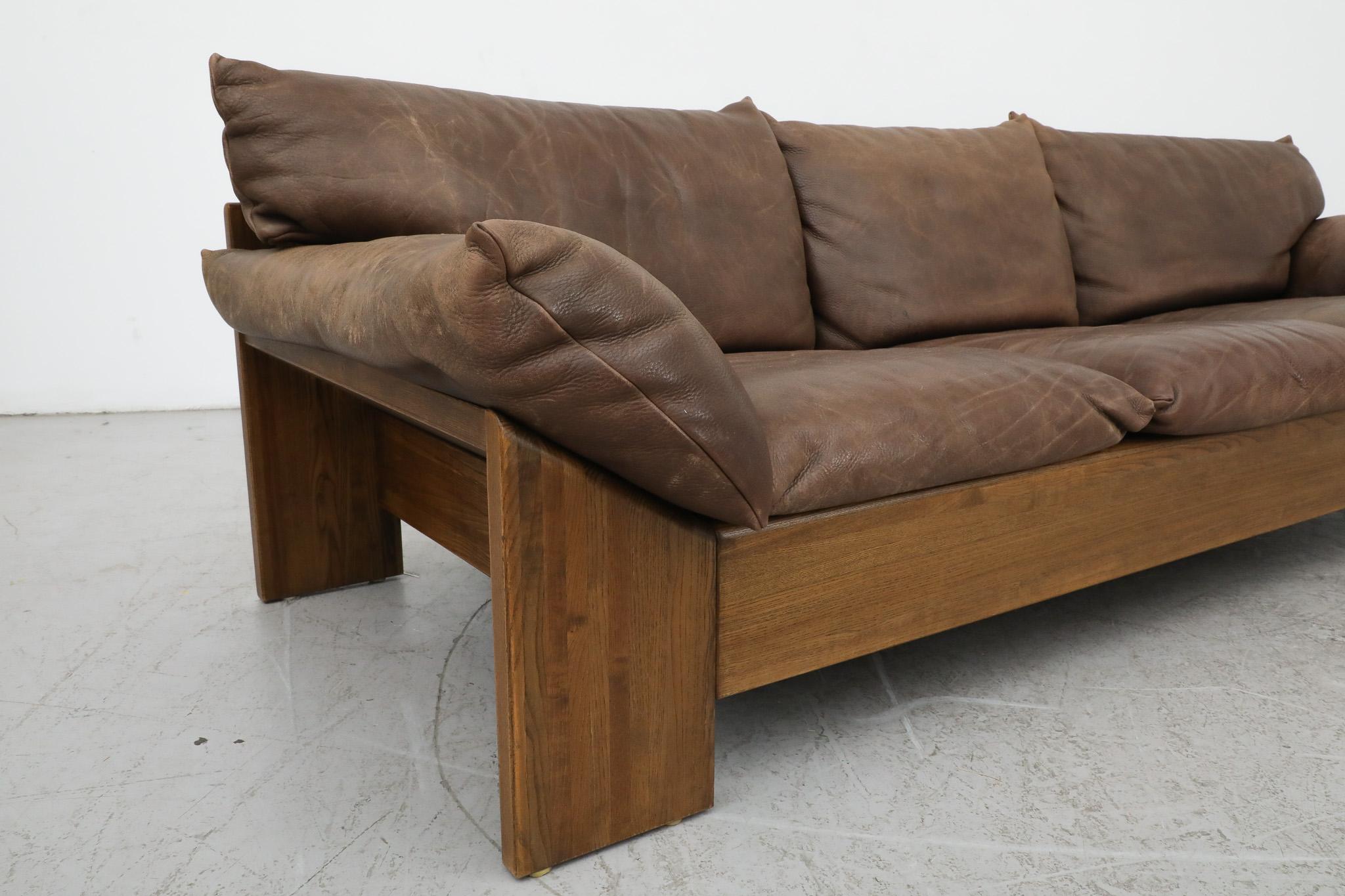 Mid-Century Leolux 3 Seater Oak and Leather Sofa For Sale 10