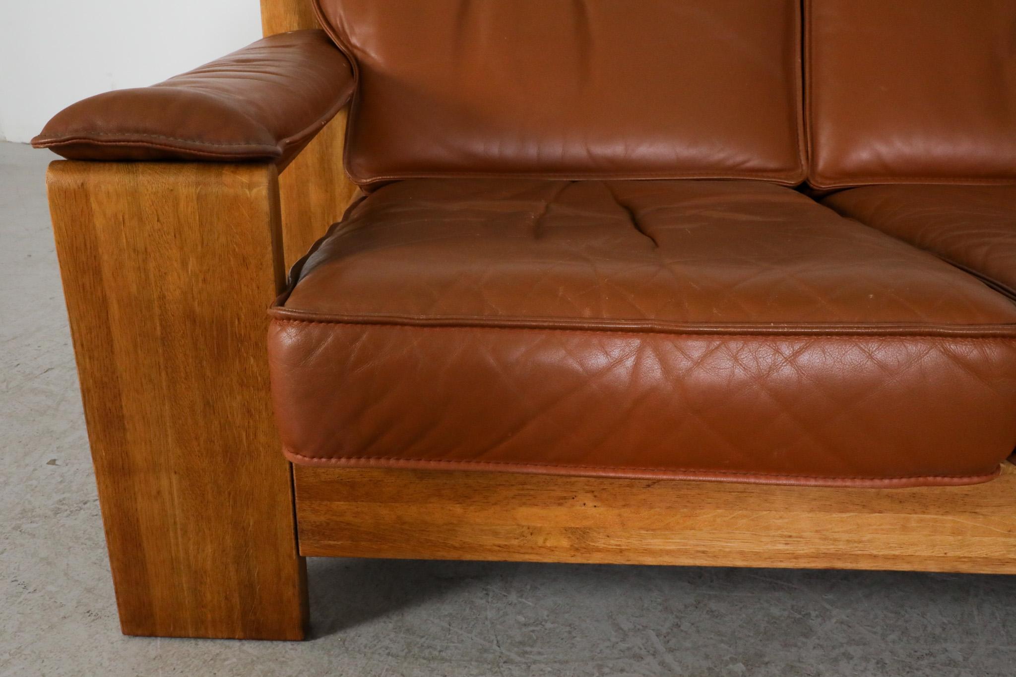 Mid-Century Leolux Oak Framed Cognac Leather Loveseat with Removable Headrests For Sale 7