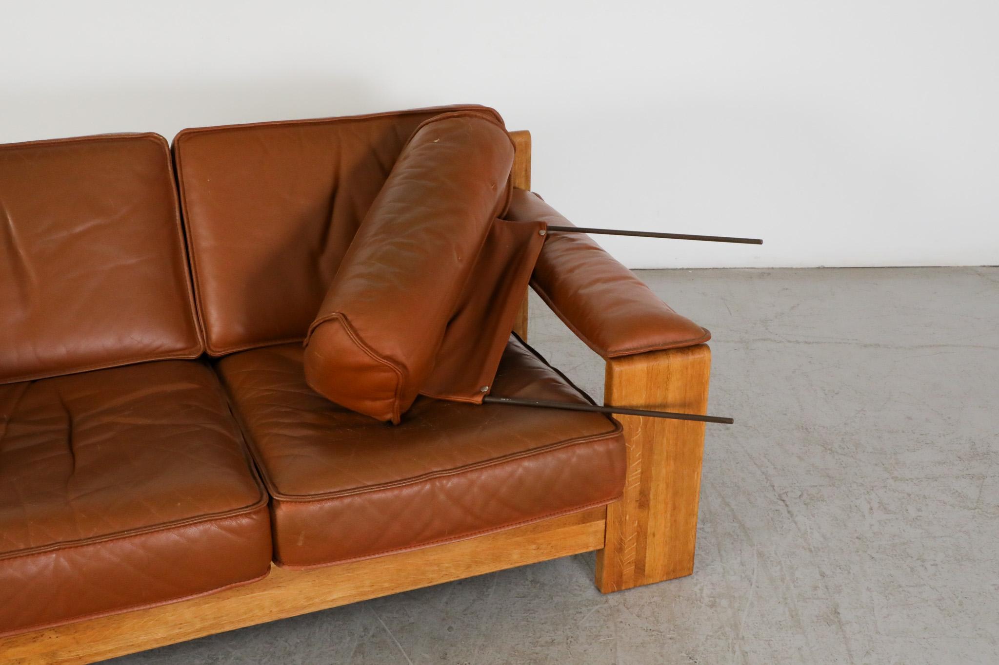 Mid-Century Leolux Oak Framed Cognac Leather Loveseat with Removable Headrests For Sale 12