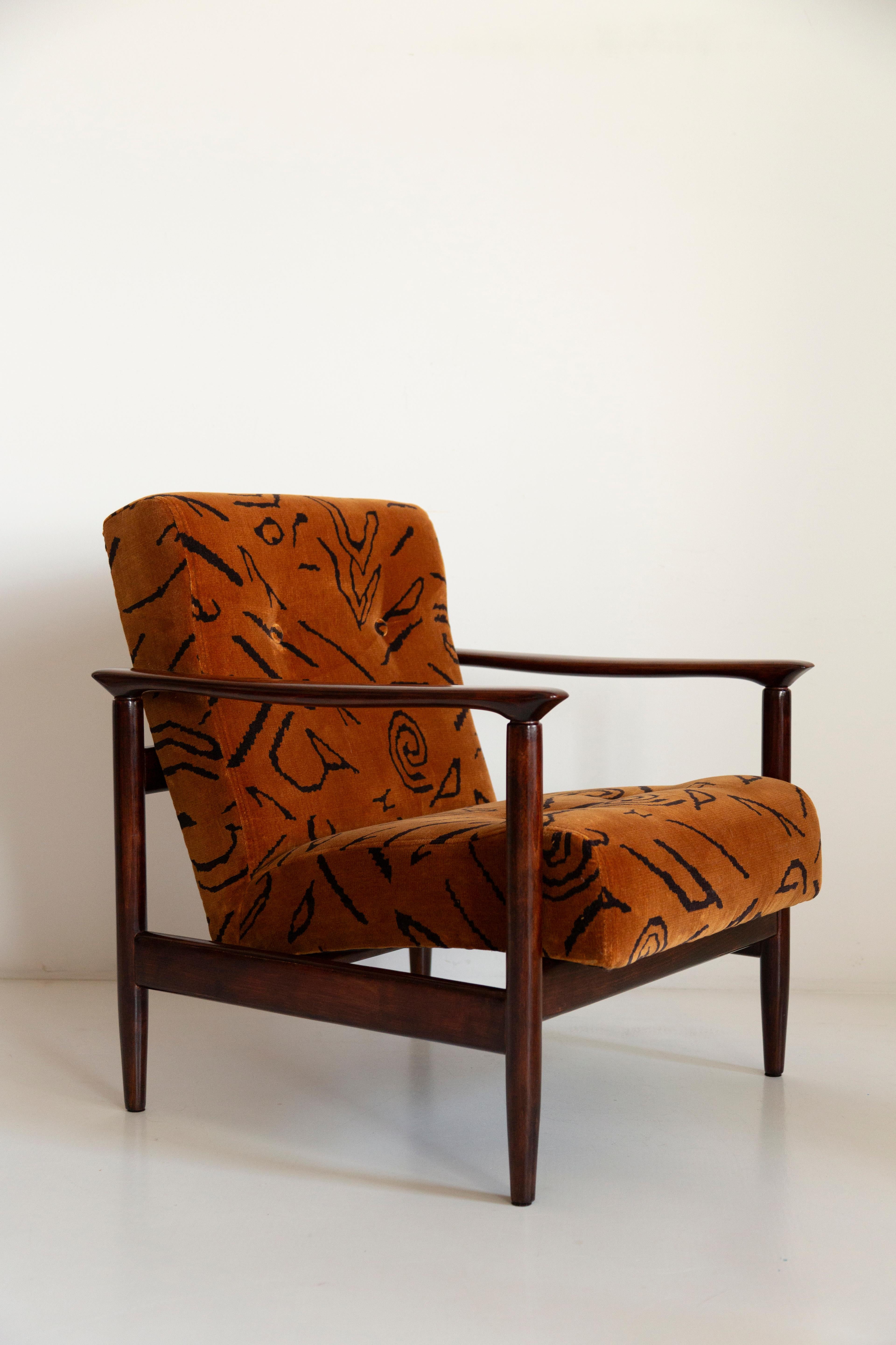 Polish Mid Century Leontigre Jacquard Armchair, GFM 142, Edmund Homa, Europe, 1960s For Sale