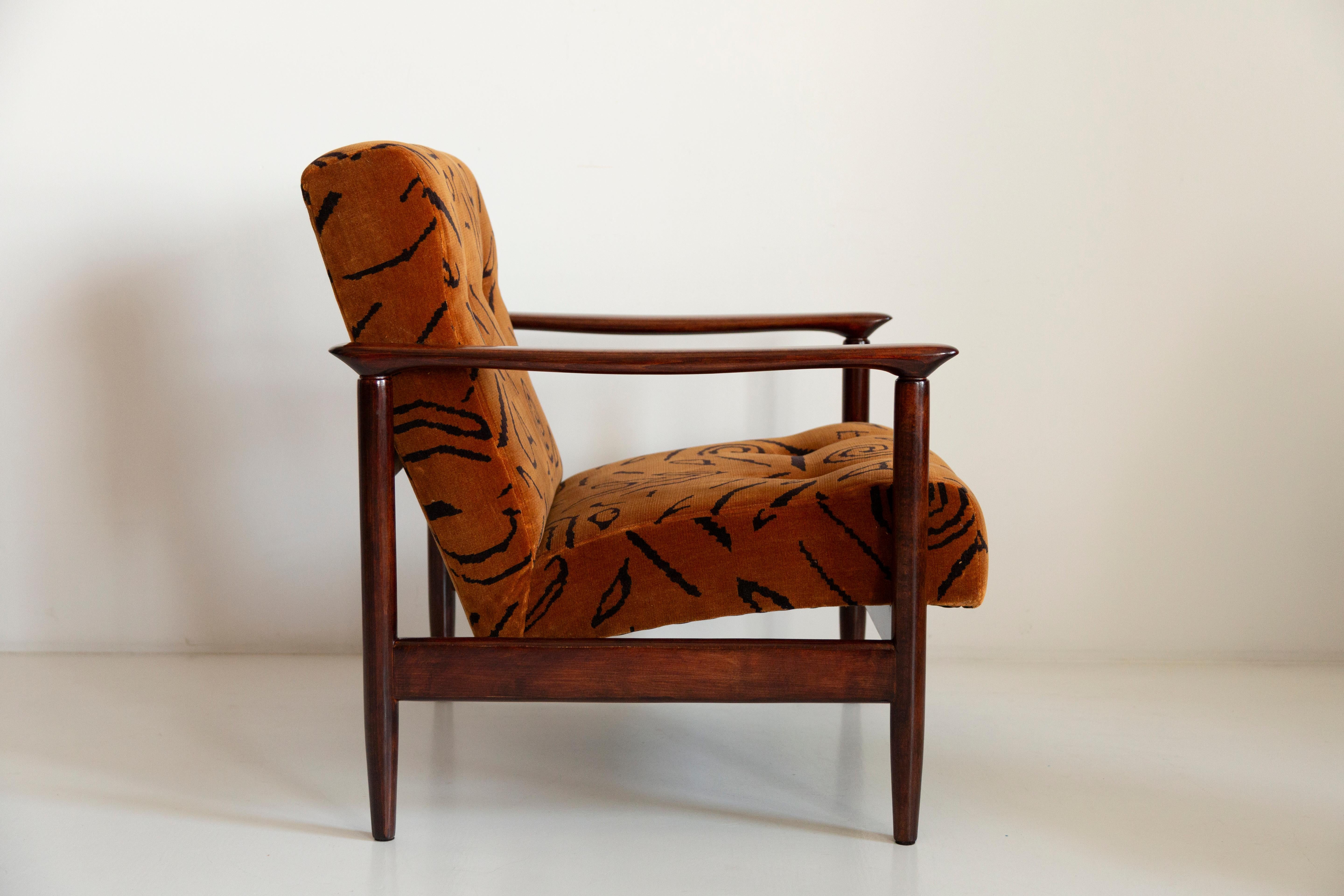 Mid Century Leontigre Jacquard Armchair, GFM 142, Edmund Homa, Europe, 1960s For Sale 1