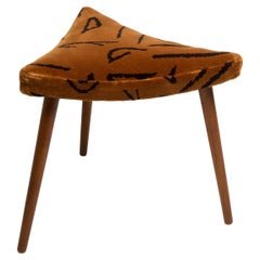 Sgabello a triangolo Leontigre Jacquard Dedar, metà secolo, Europa, 1960