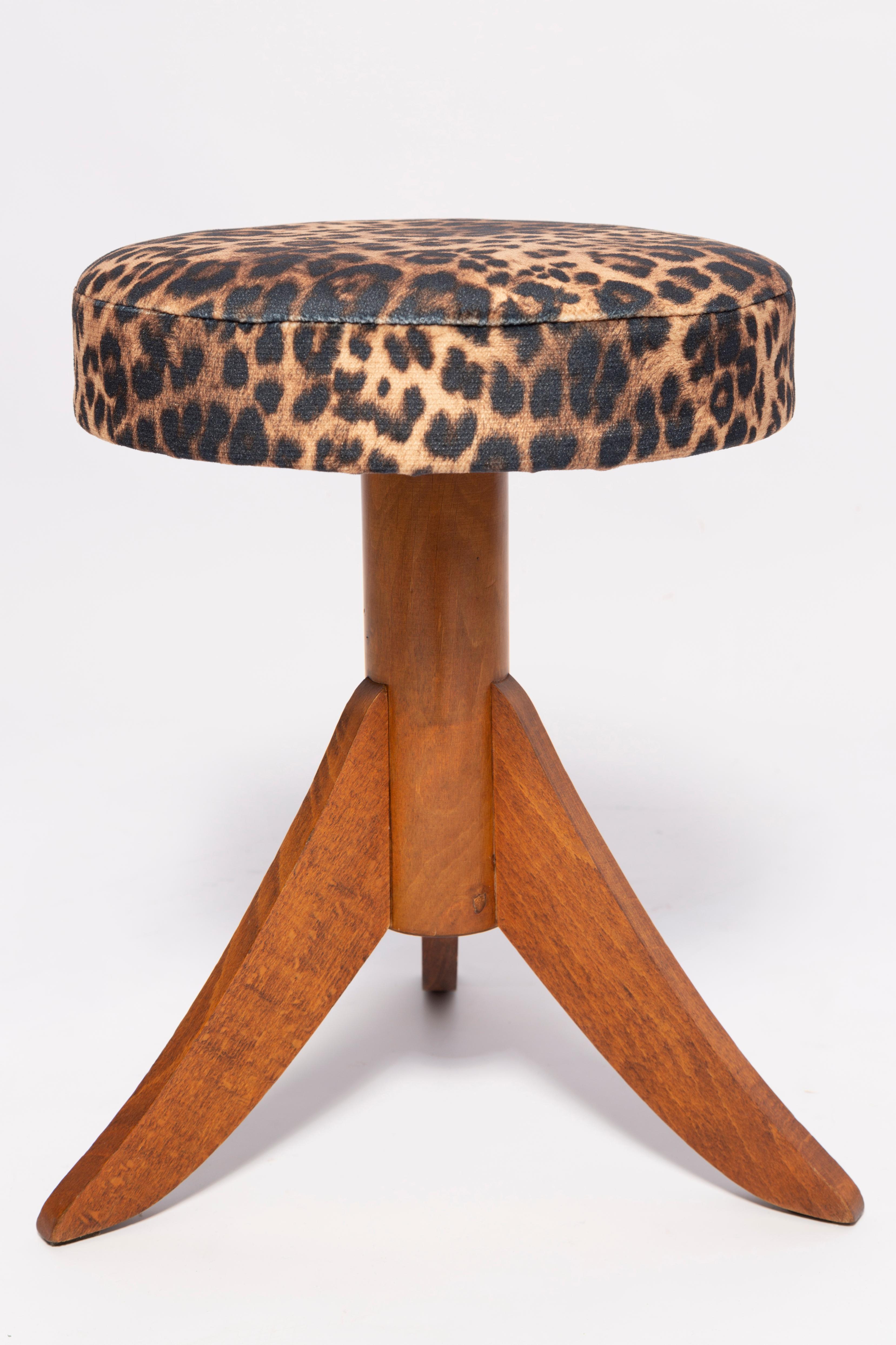 Stool from the turn of the 1960s and 1970s. High-quality printed velvet - soft and very pleasant to the touch, vivid and natural colors - a beautiful, original pattern! The stool consists of an upholstered part, a seat and wooden legs narrowing
