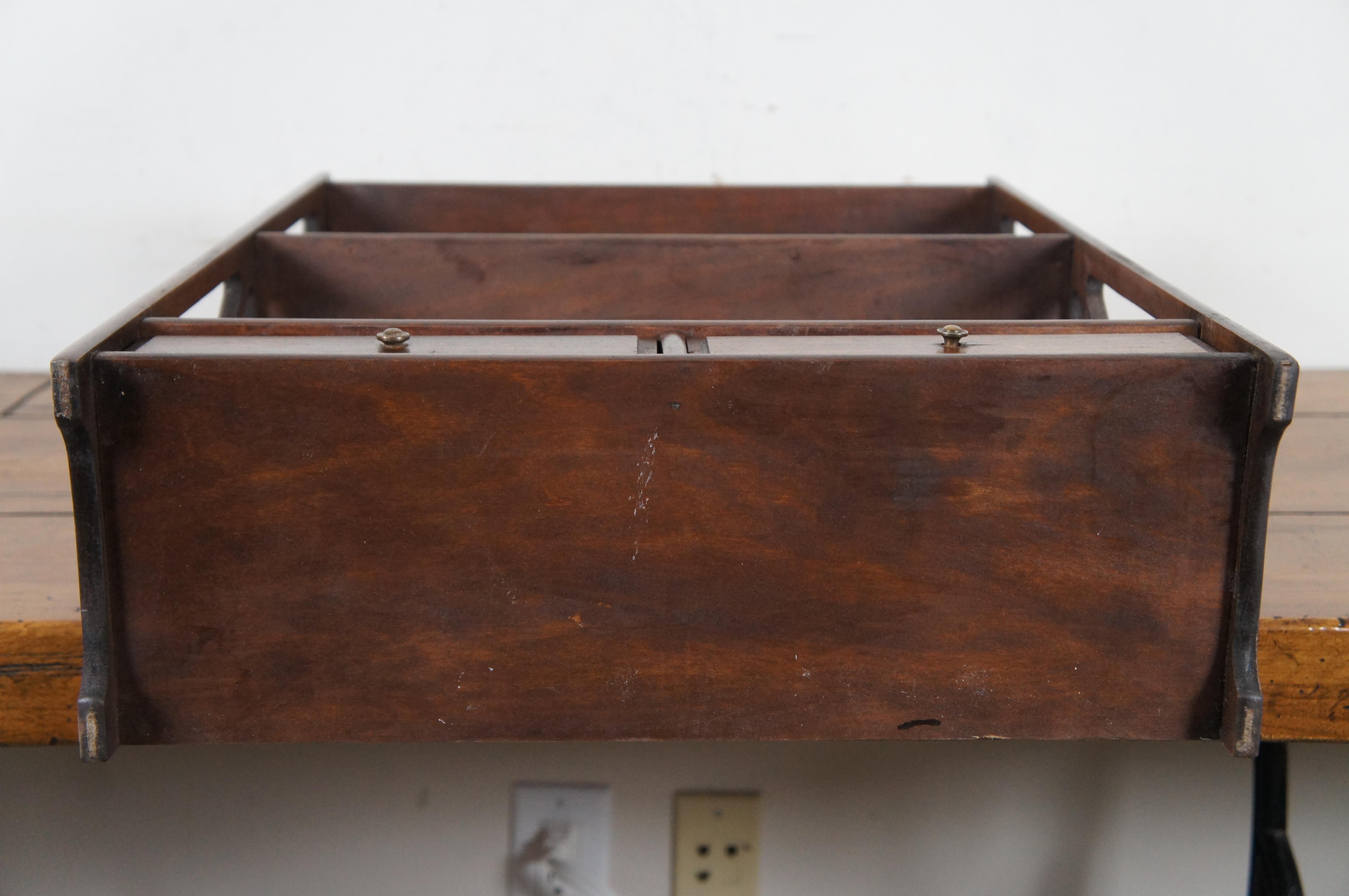 Midcentury Lewis Butler Mahogany Chippendale 3 Tier Wall Hanging Shelf #112 8