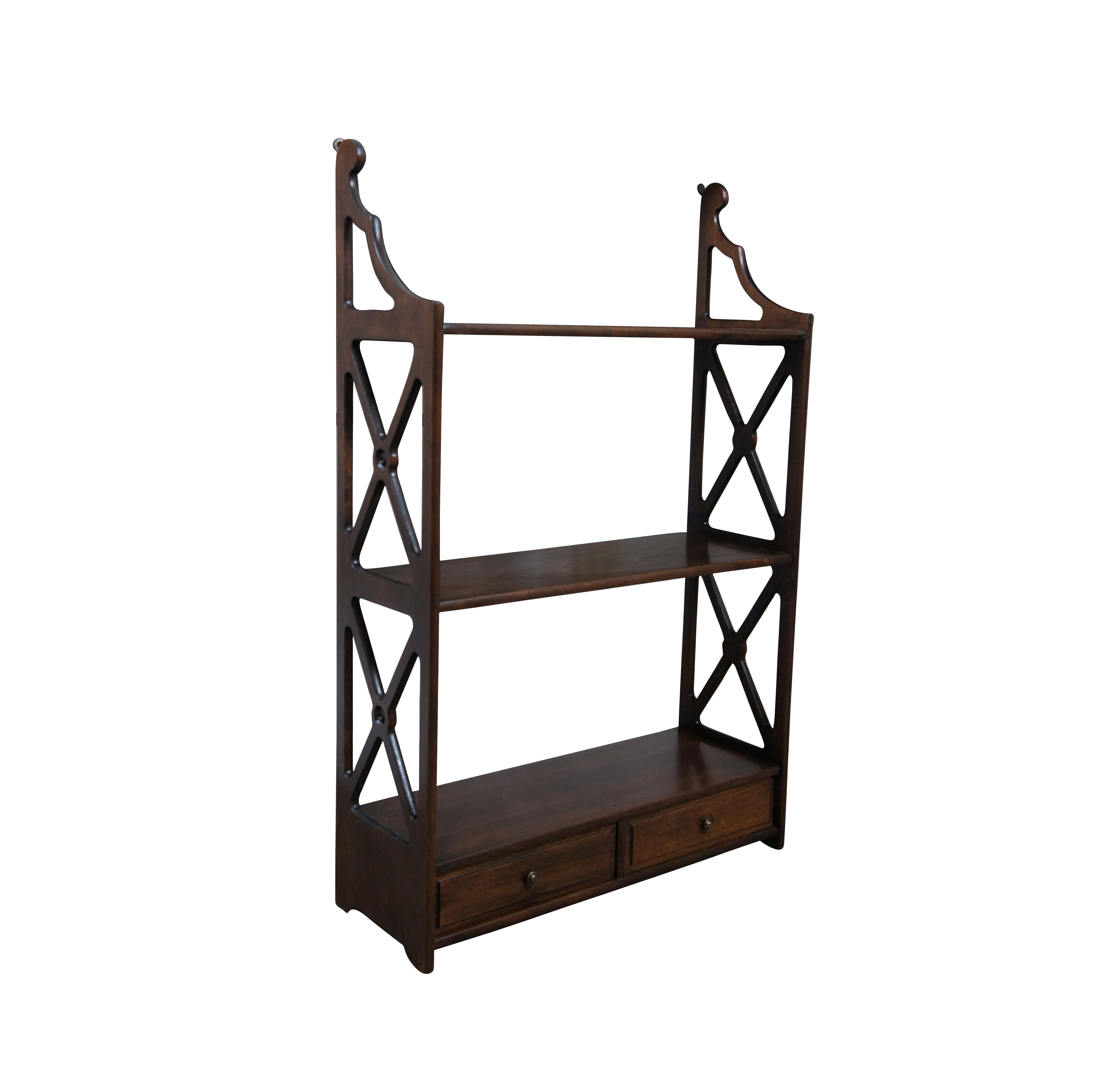 Midcentury Lewis Butler Mahogany Chippendale 3 Tier Wall Hanging Shelf #112 In Good Condition In Dayton, OH