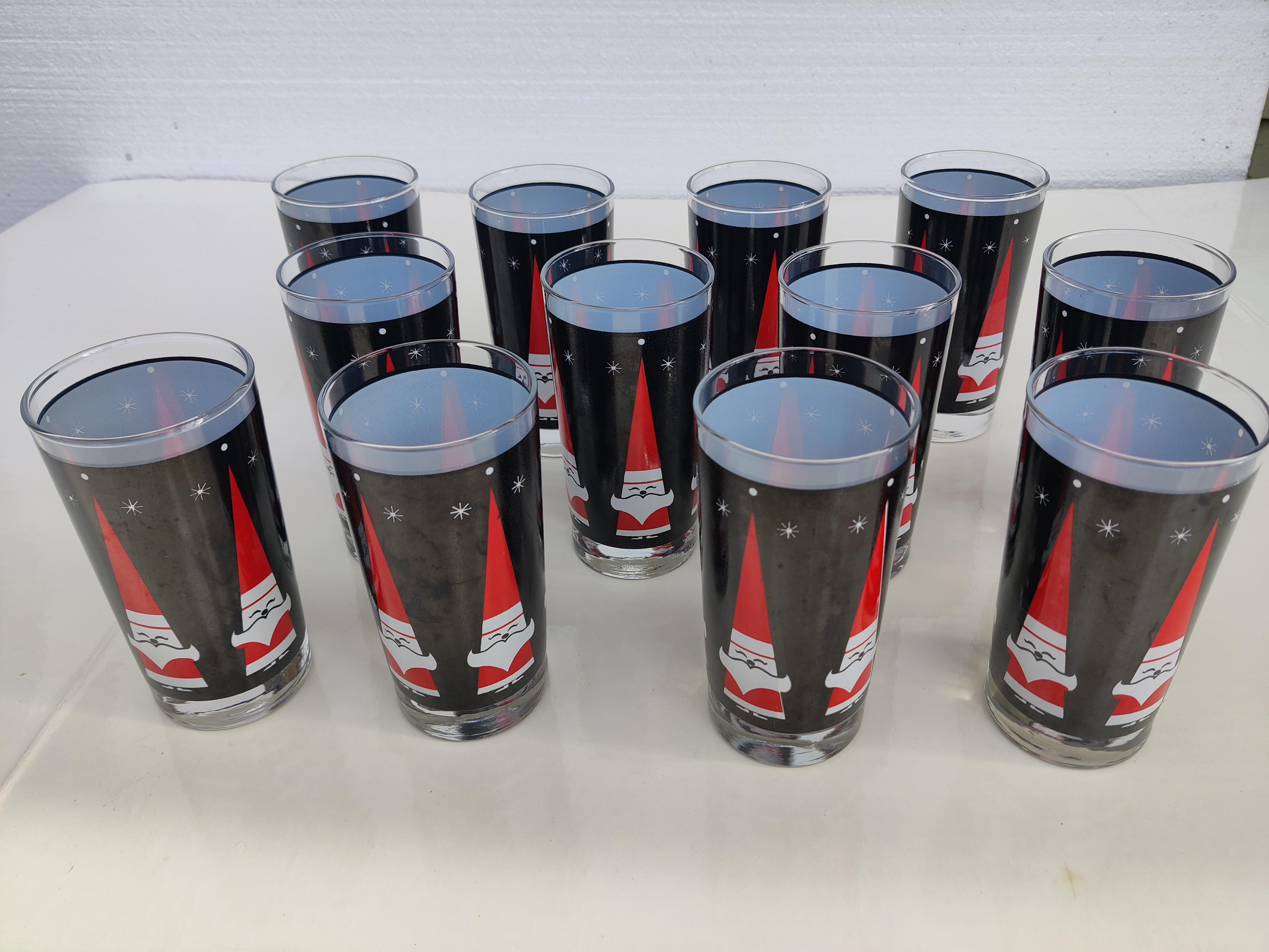 Mid-Century Libbey Holt Howard Santa Glasses set of 12 In Excellent Condition For Sale In Cincinnati, OH